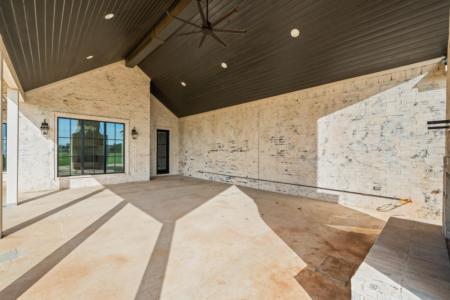 21101 County Road 1920