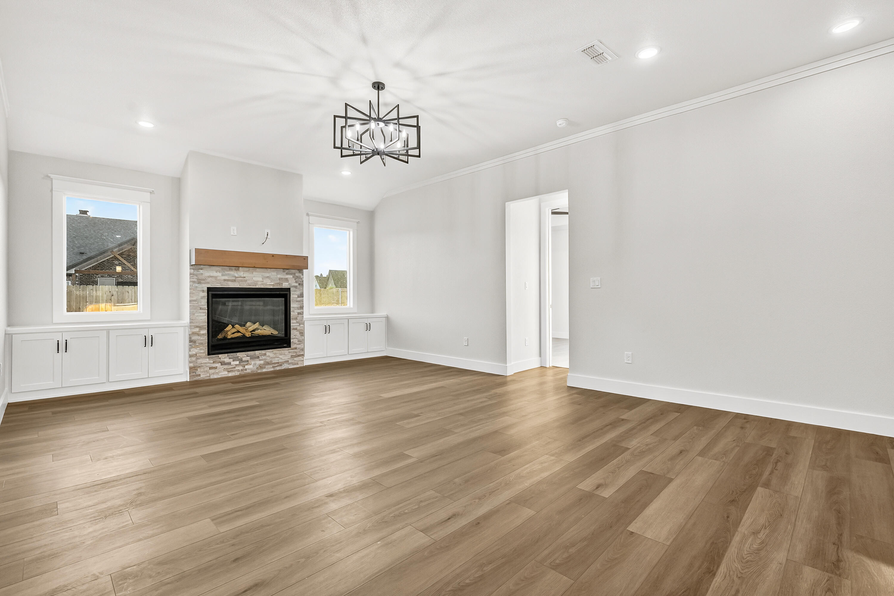 14402 Kenosha Avenue