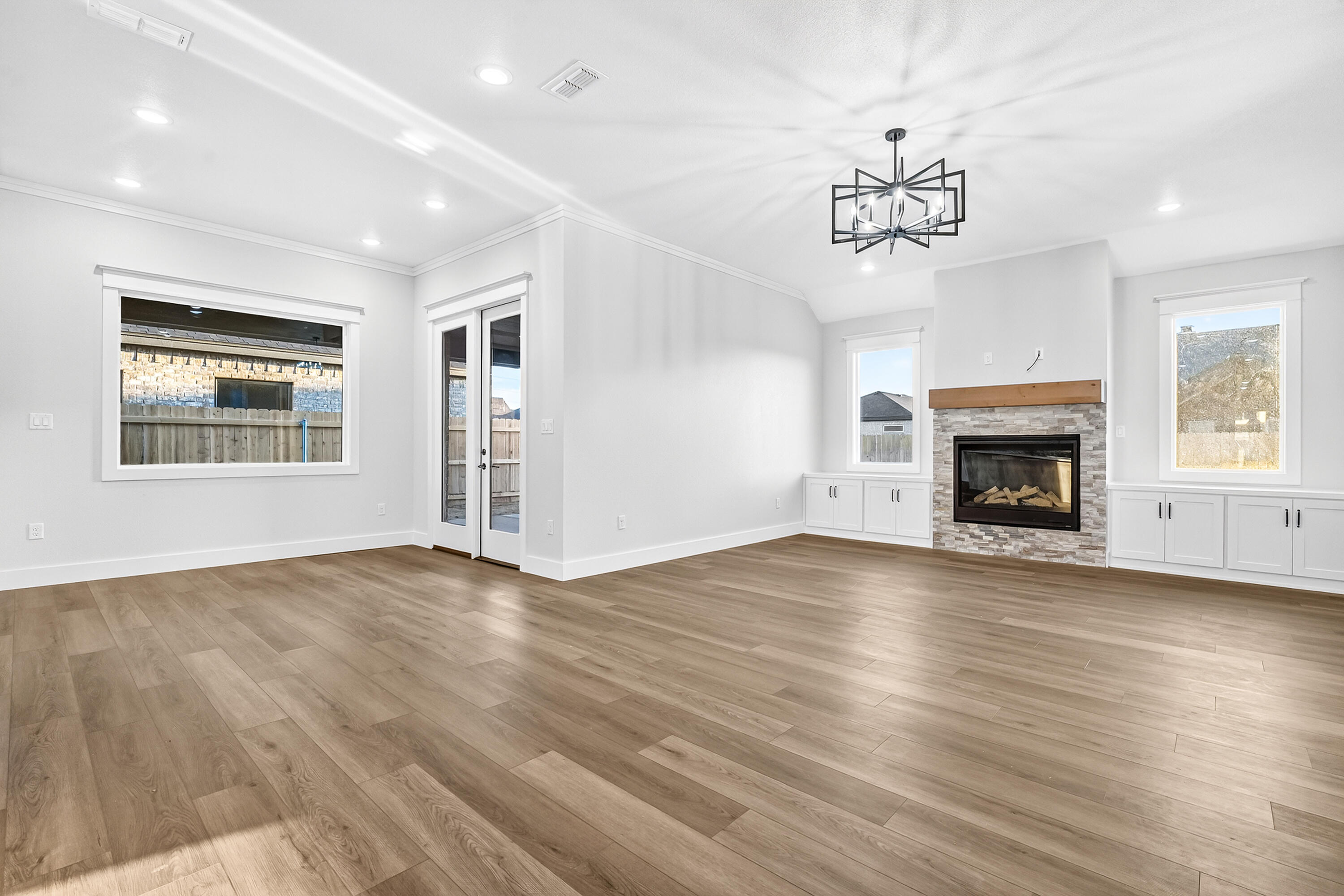 14402 Kenosha Avenue