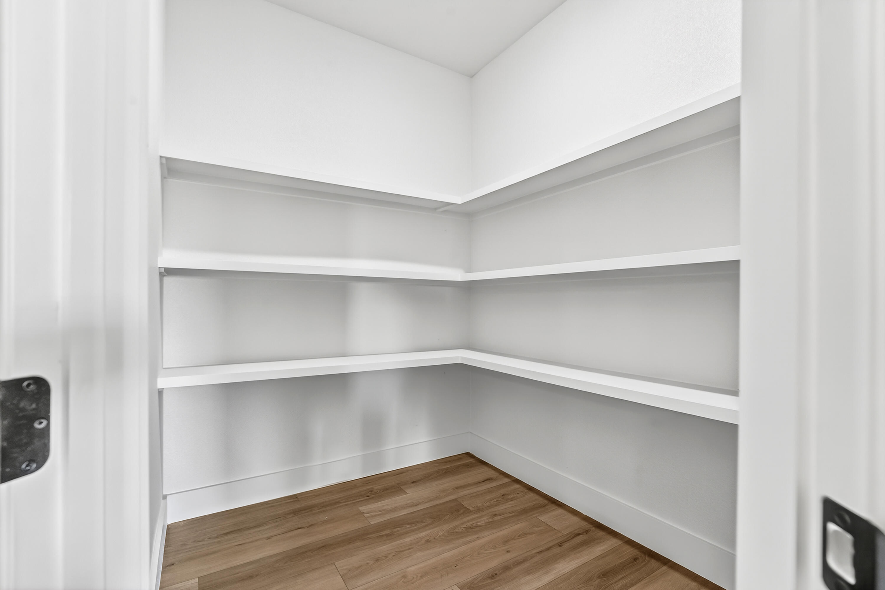 14402 Kenosha Avenue