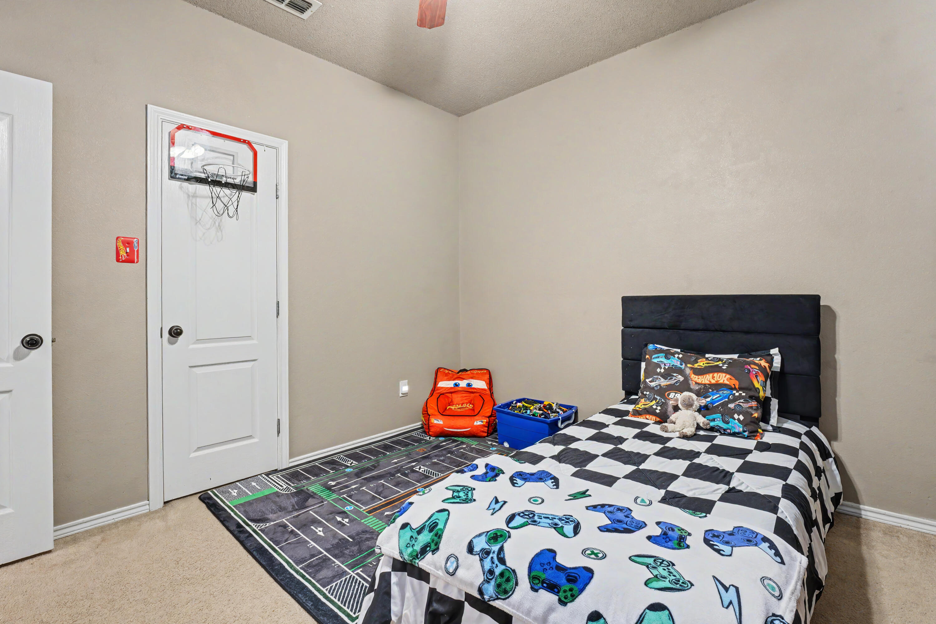 1913 77th Place
