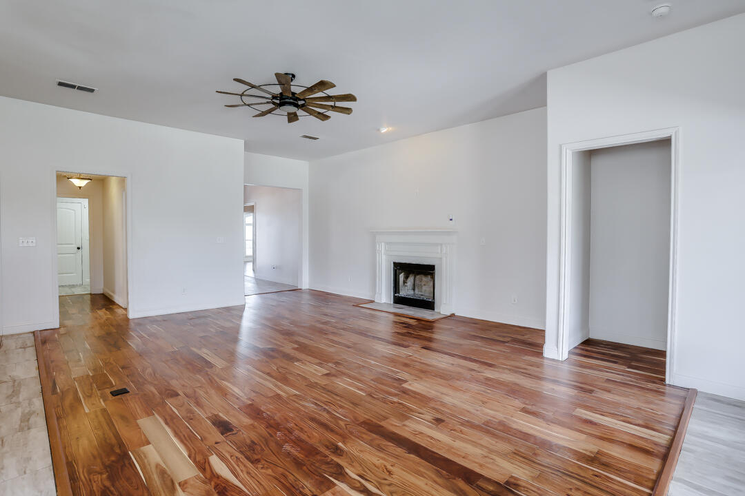 5733 109th Street