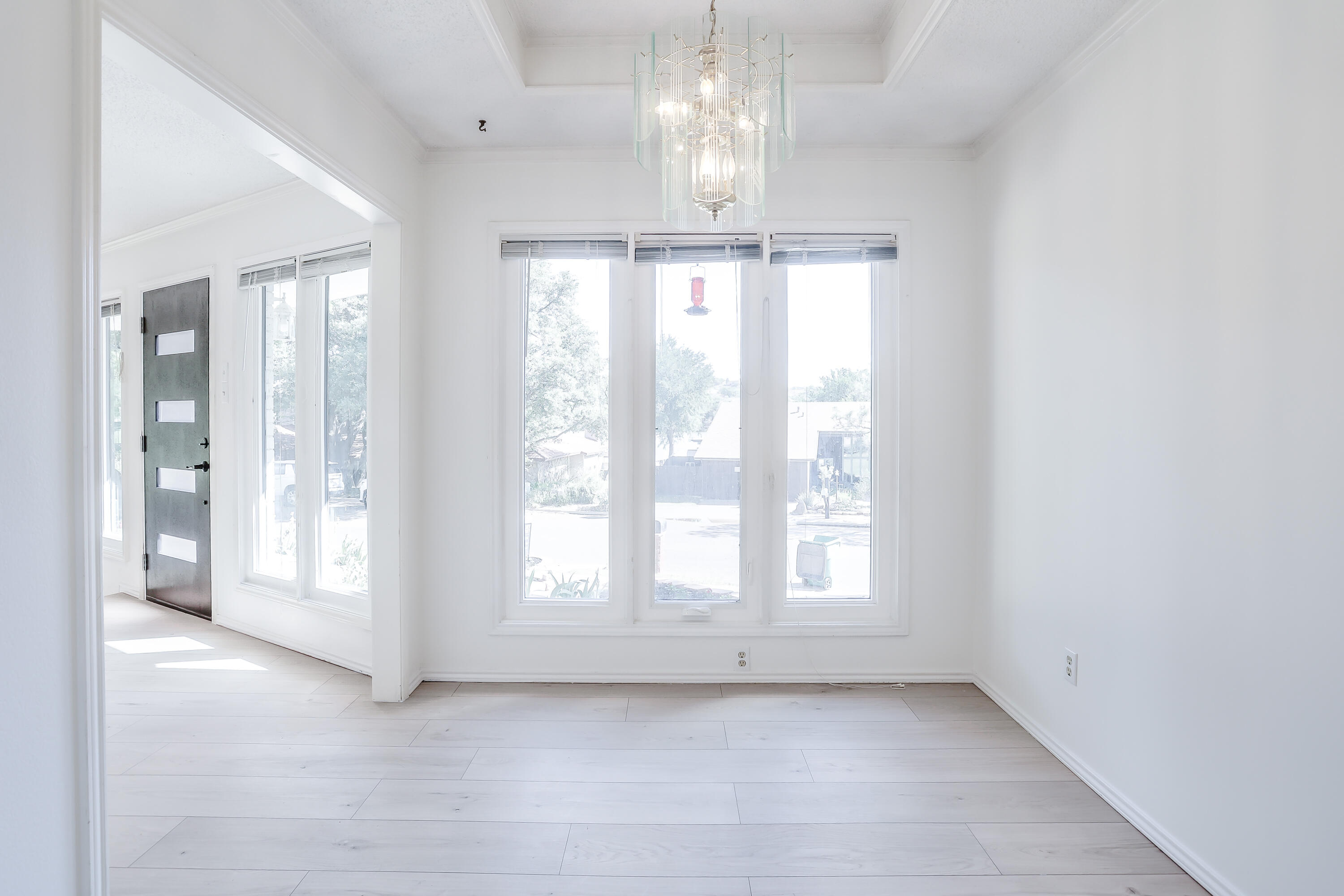 57 S Lakeshore Drive