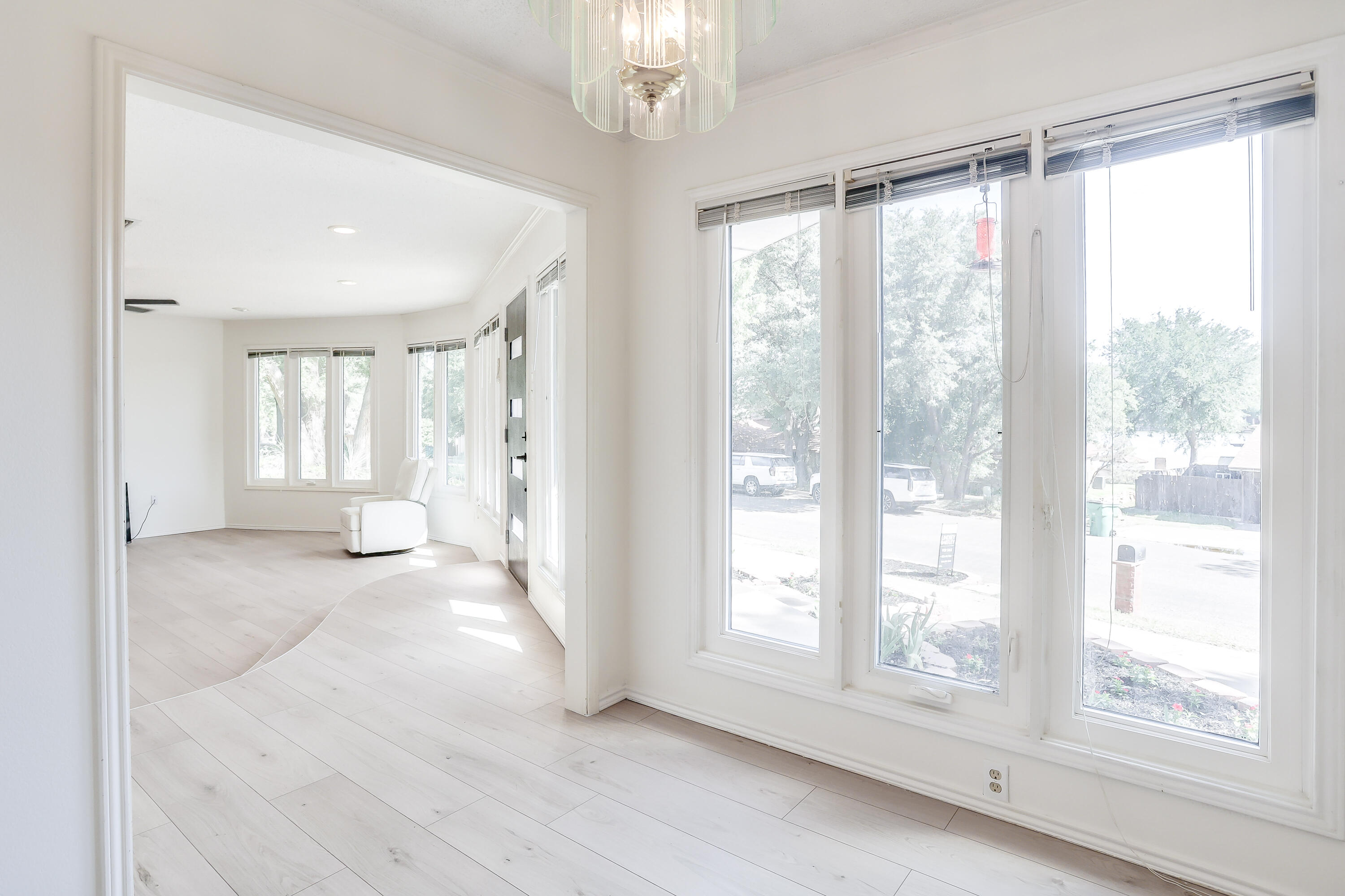 57 S Lakeshore Drive