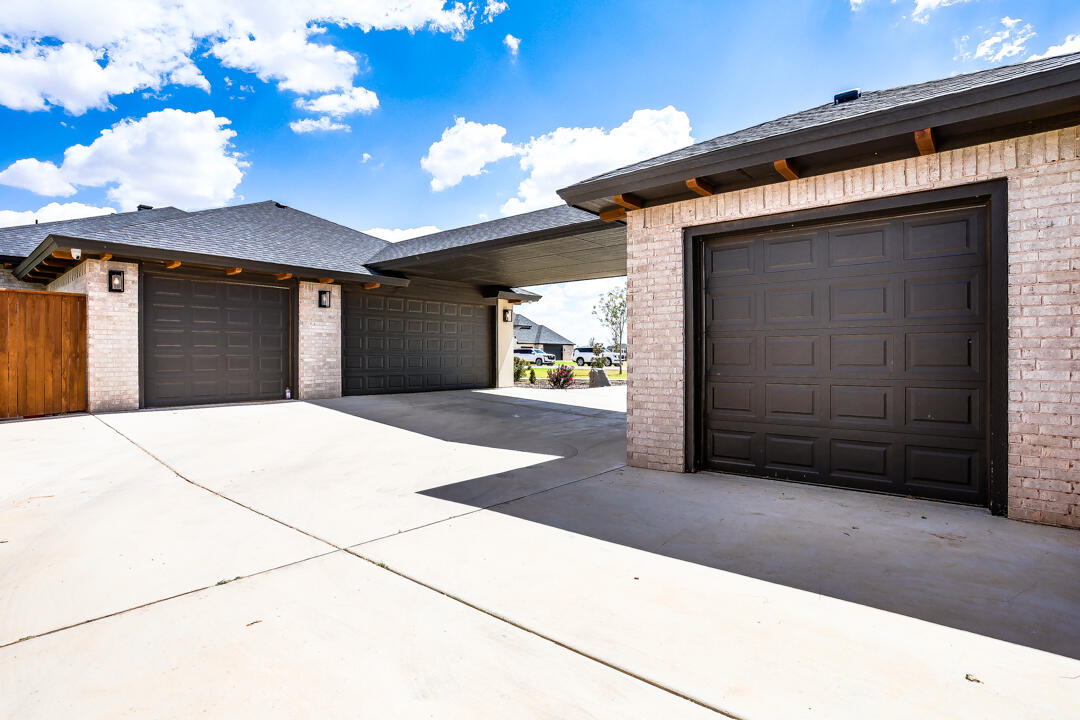 9202 County Road 6860