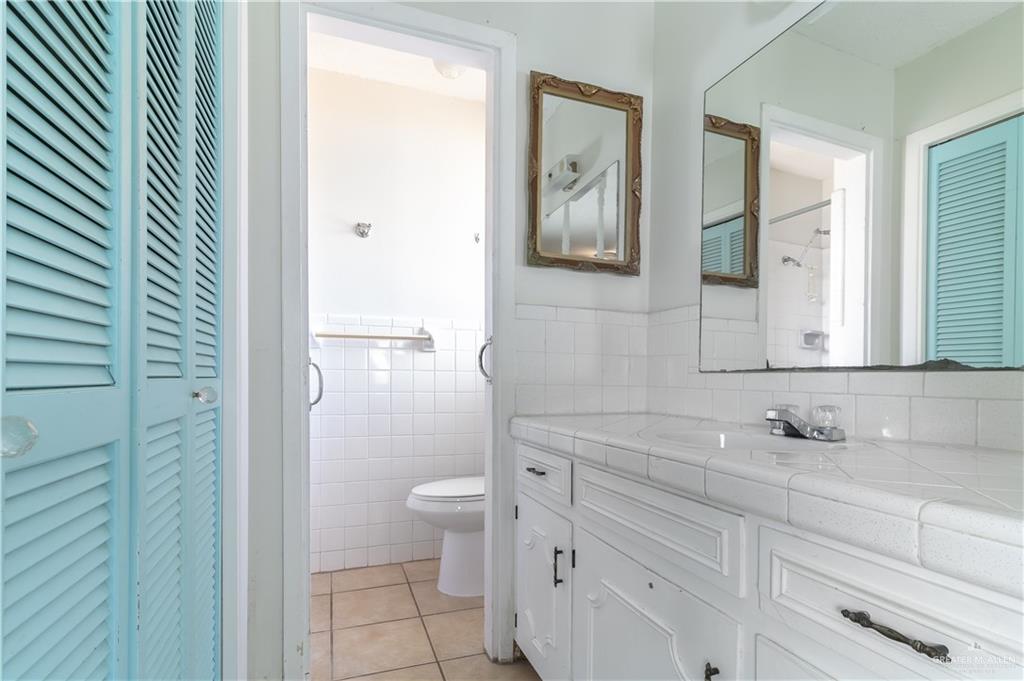 1108 Ann Marie Street