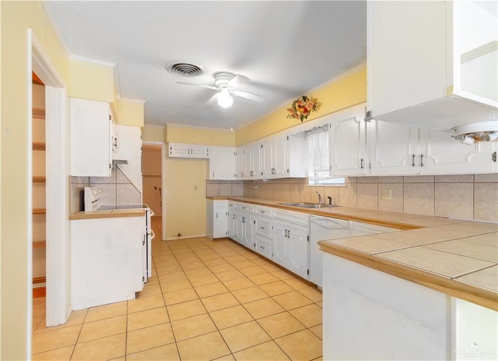 1108 Ann Marie Street