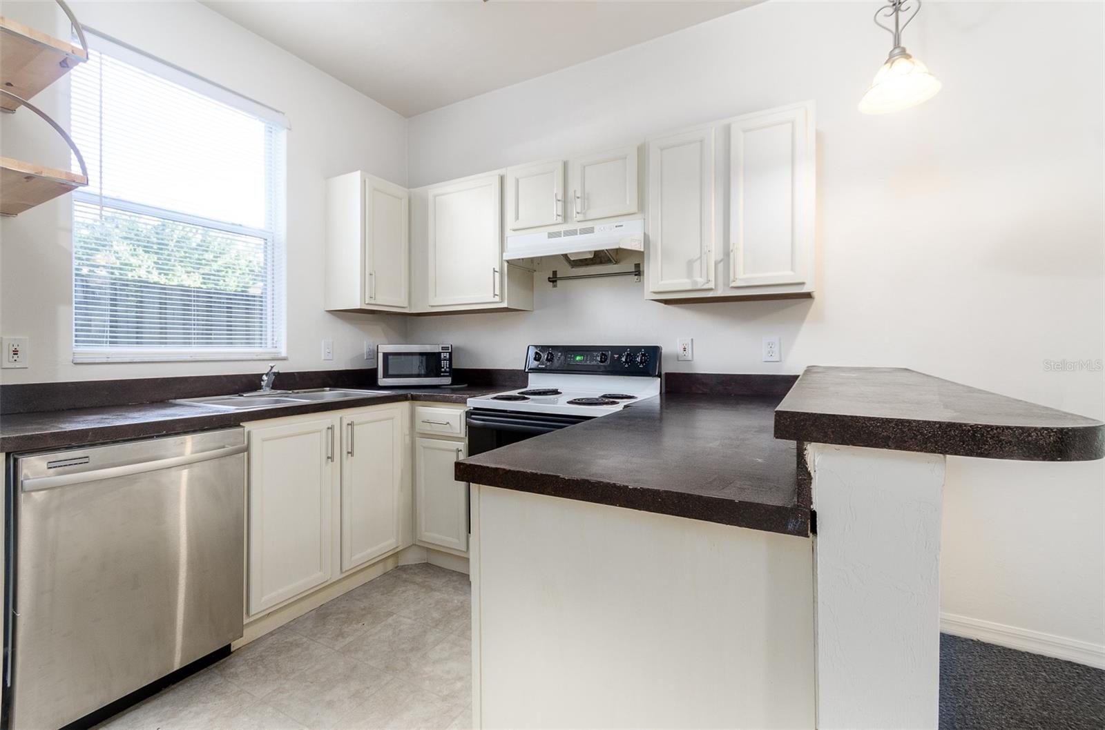 3521 SW 30TH WAY #106