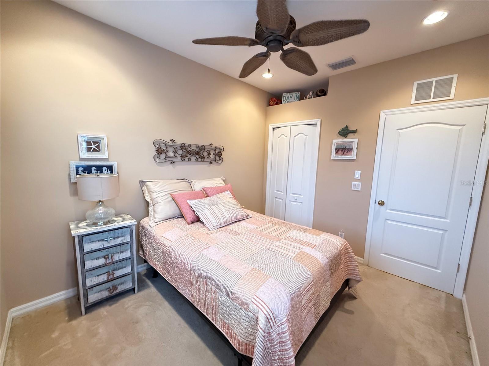1102 JONAH DR #1102