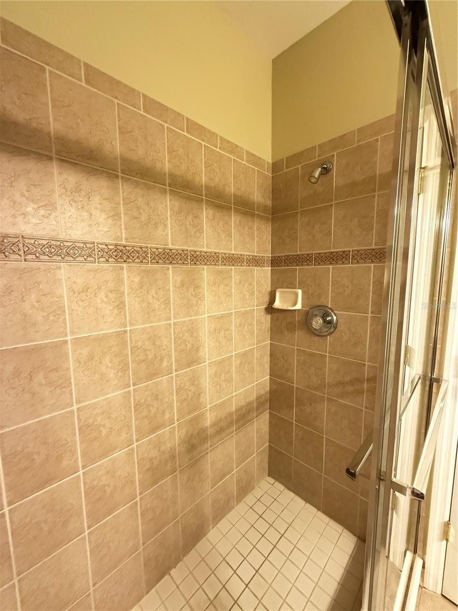 1102 JONAH DR #1102