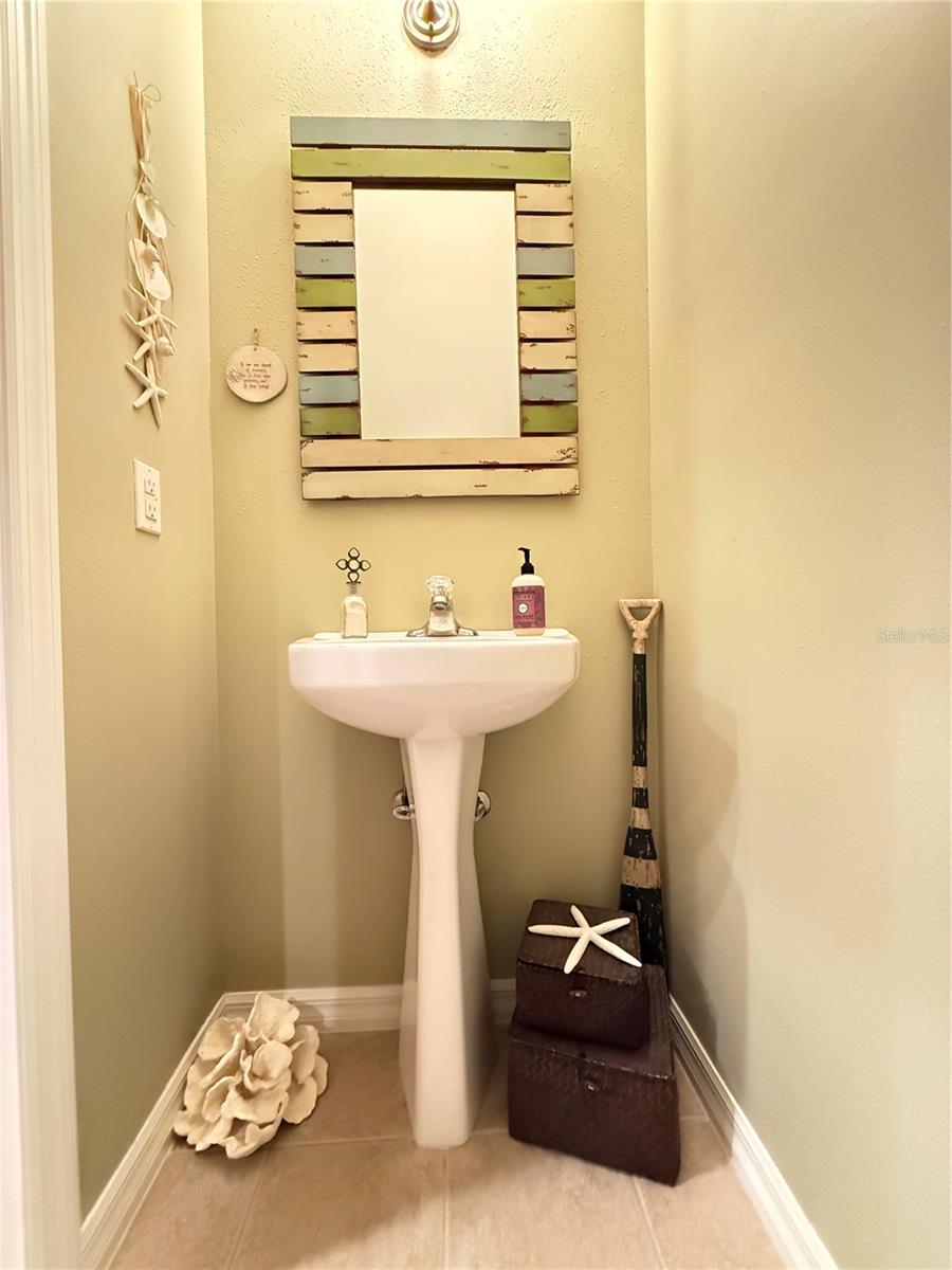 1102 JONAH DR #1102