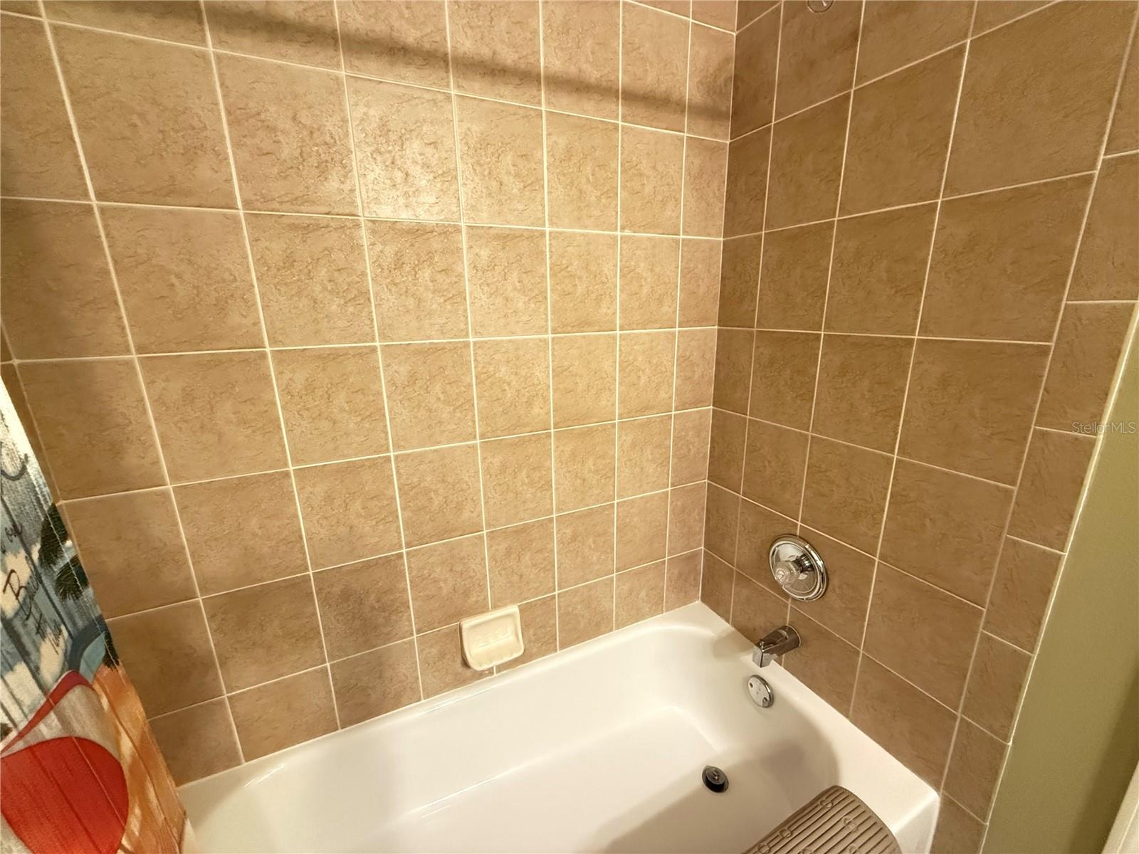 1102 JONAH DR #1102