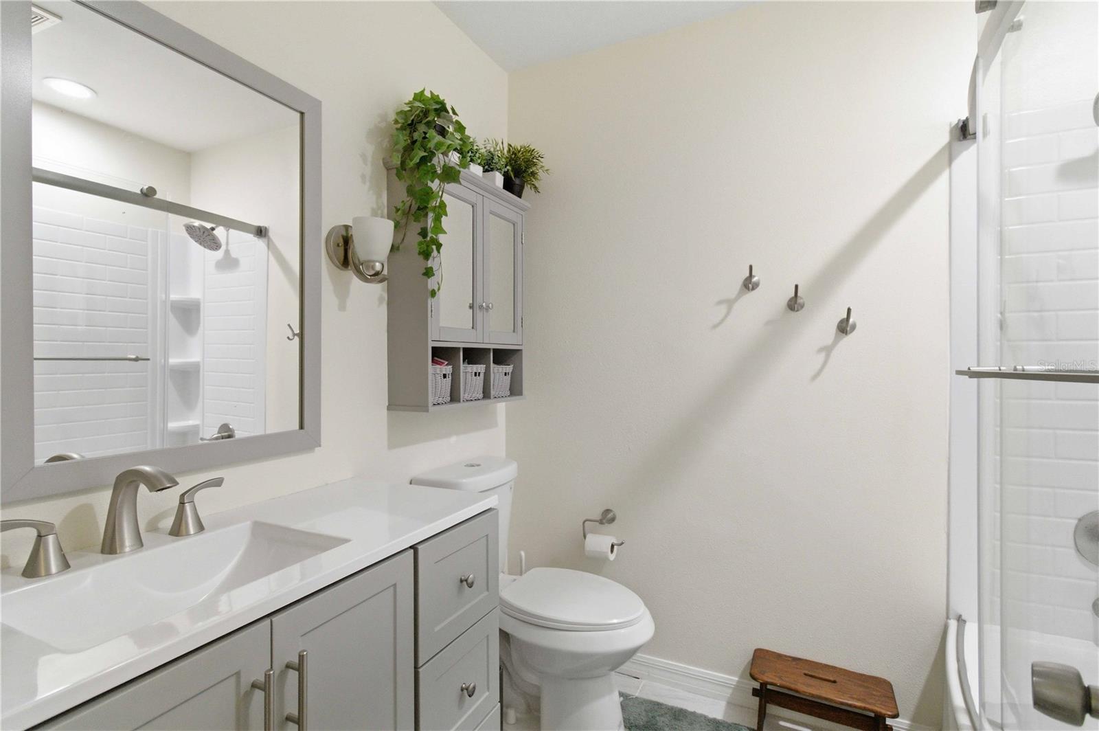 536 43RD STREET BLVD W