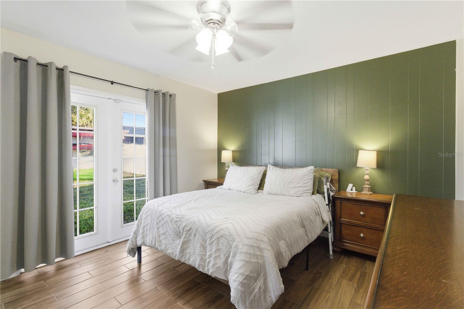 536 43RD STREET BLVD W