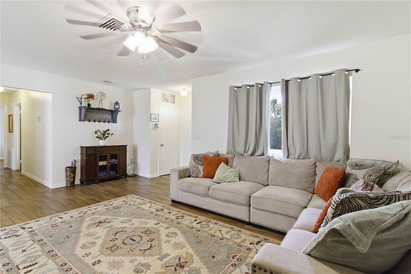 536 43RD STREET BLVD W