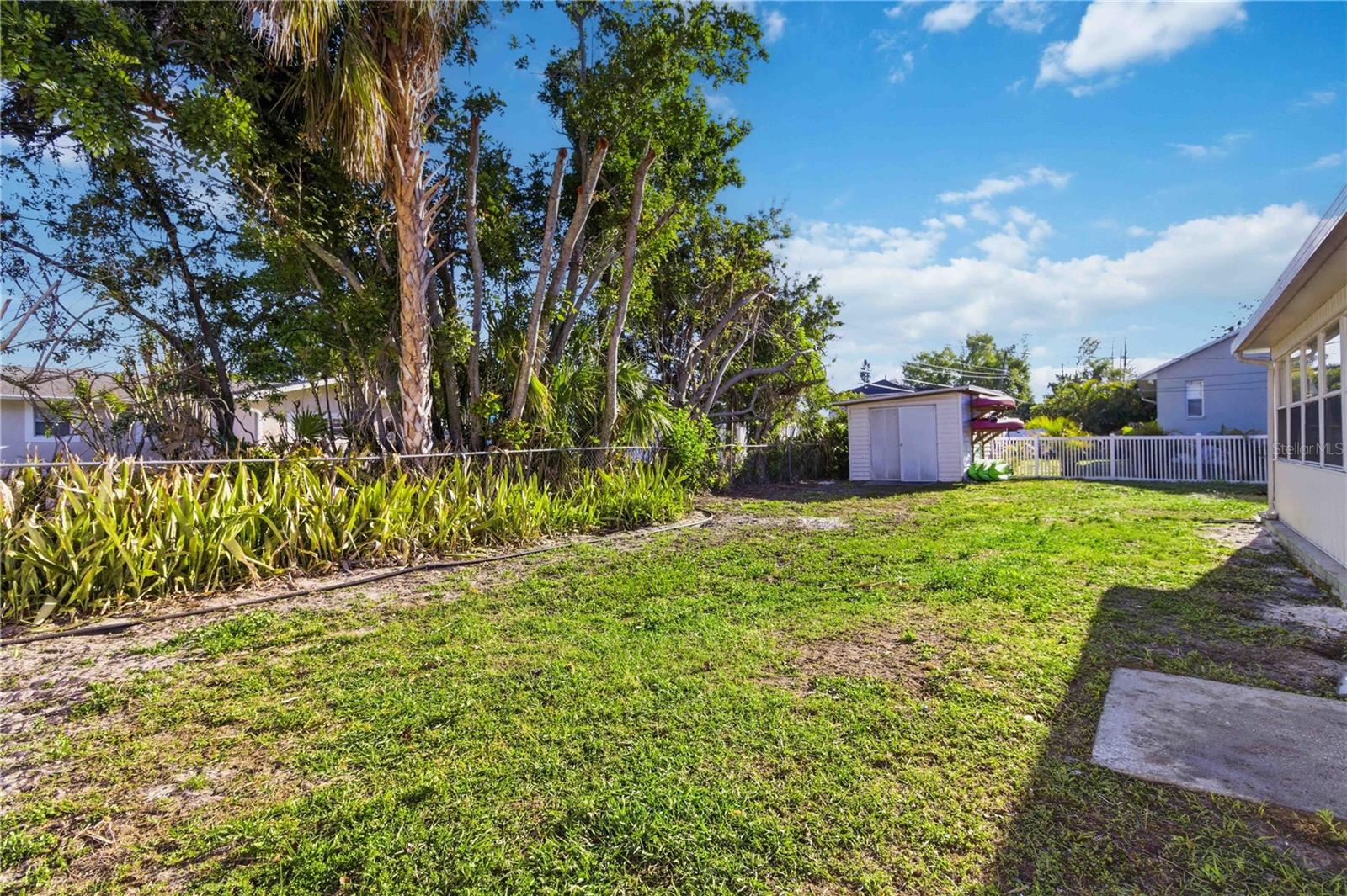 536 43RD STREET BLVD W