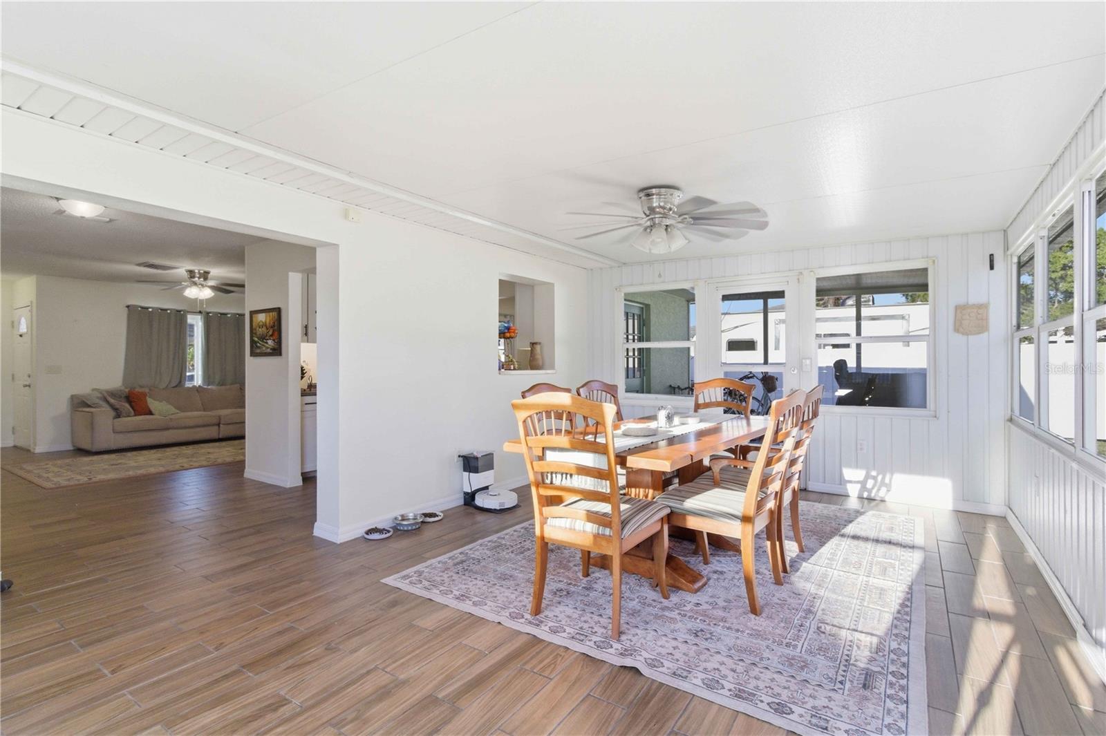 536 43RD STREET BLVD W