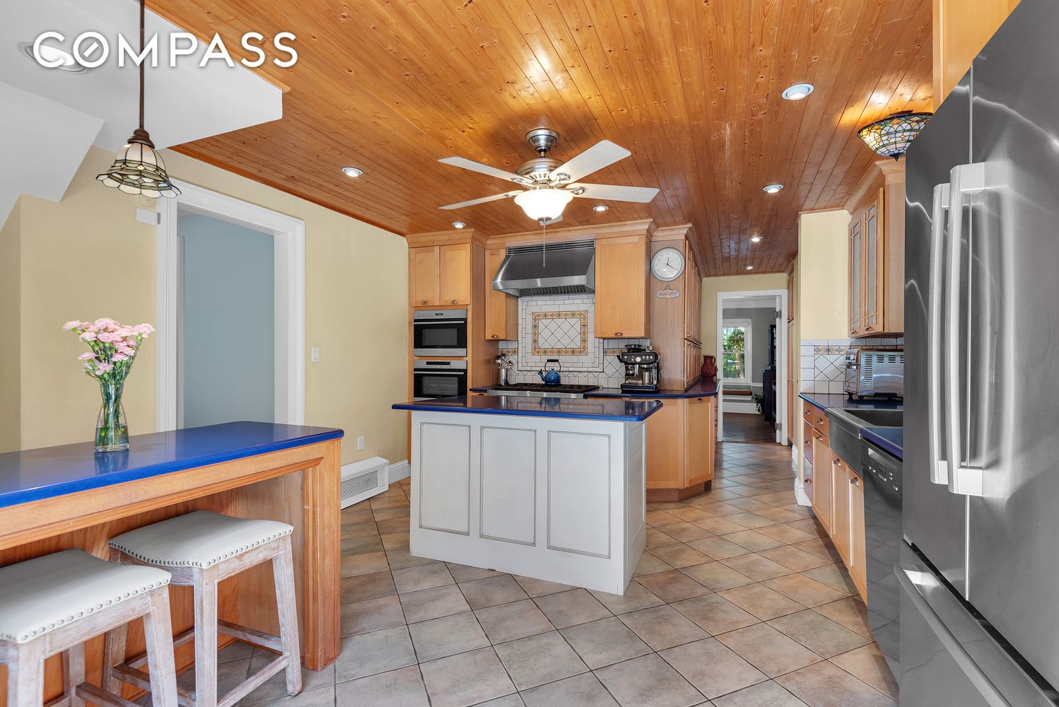 8525 Colonial Road
