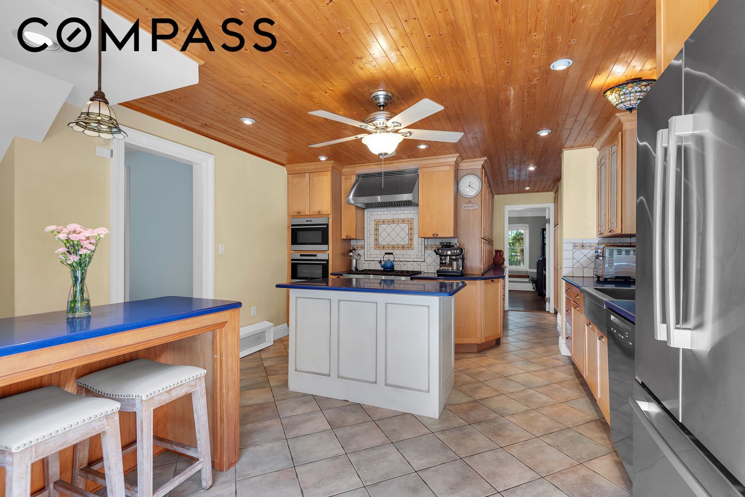 8525 Colonial Road