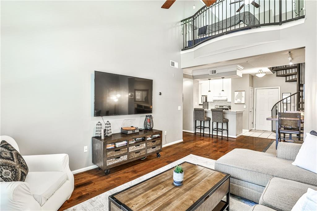 955 Juniper Street NE Unit 2322