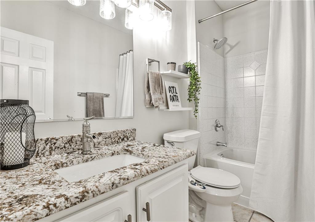 955 Juniper Street NE Unit 2322