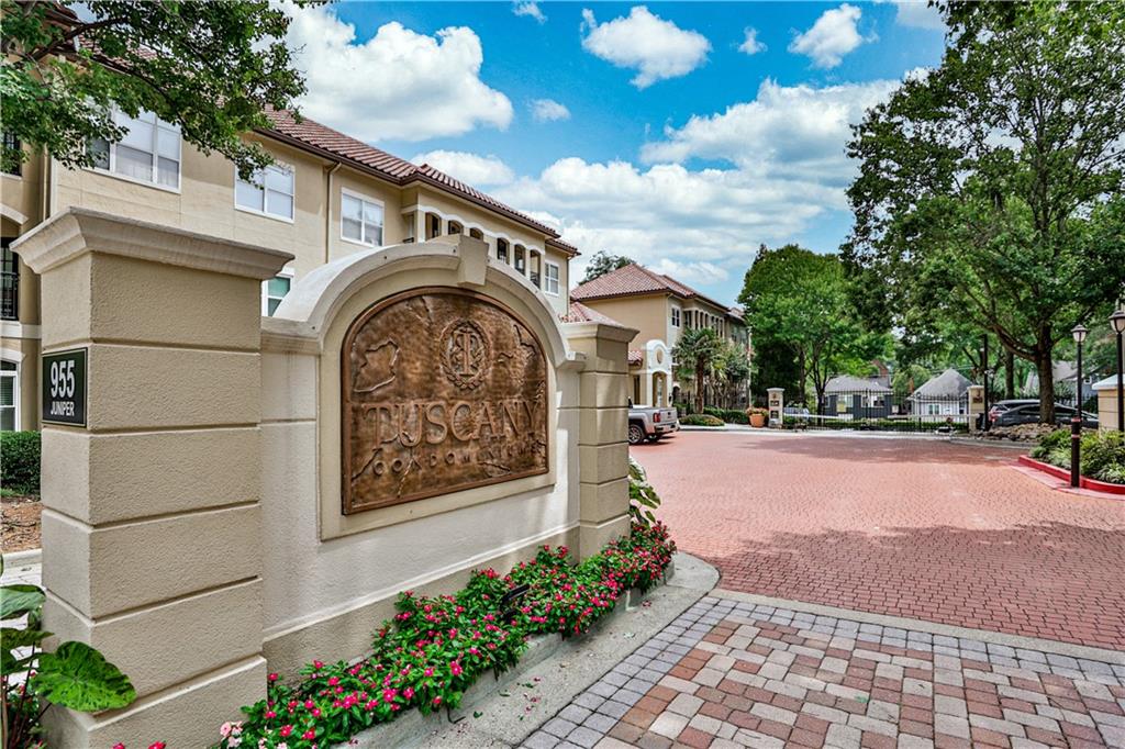 955 Juniper Street NE Unit 2322