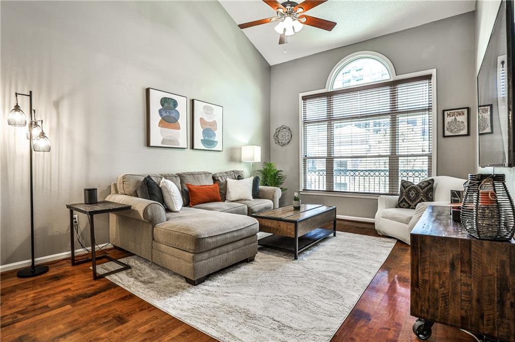 955 Juniper Street NE Unit 2322
