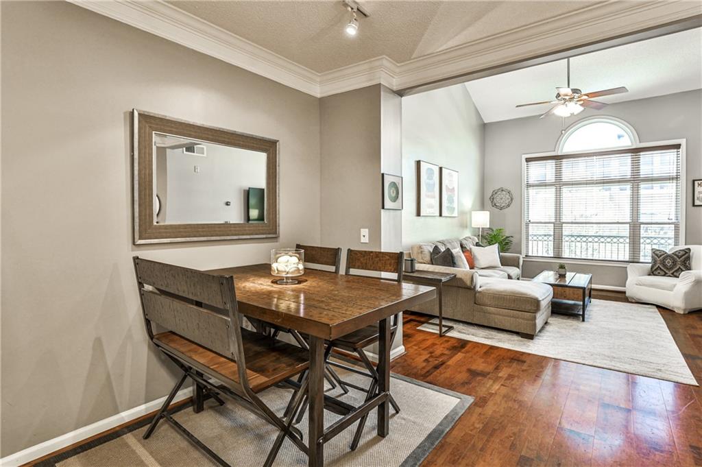 955 Juniper Street NE Unit 2322