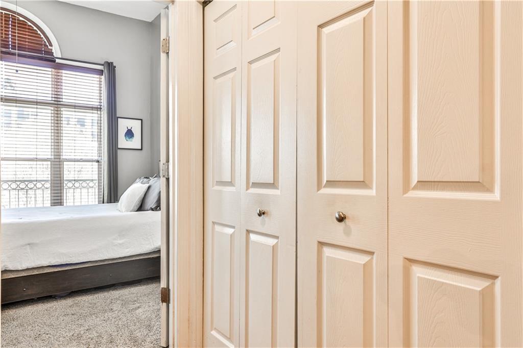 955 Juniper Street NE Unit 2322