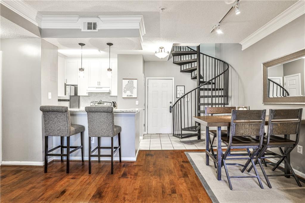 955 Juniper Street NE Unit 2322