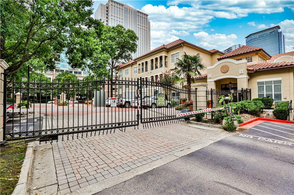955 Juniper Street NE Unit 2322