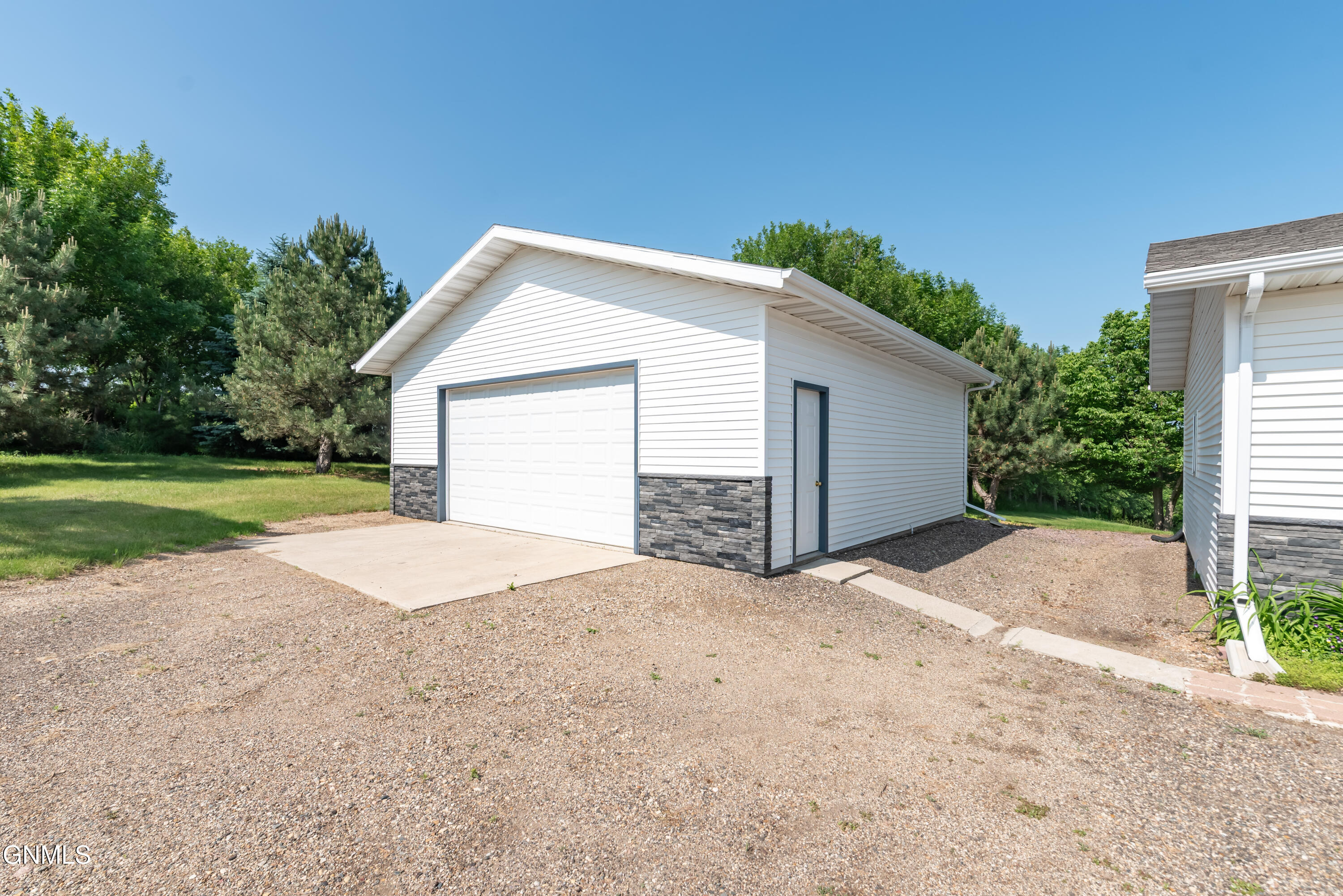 10900 Rose Drive