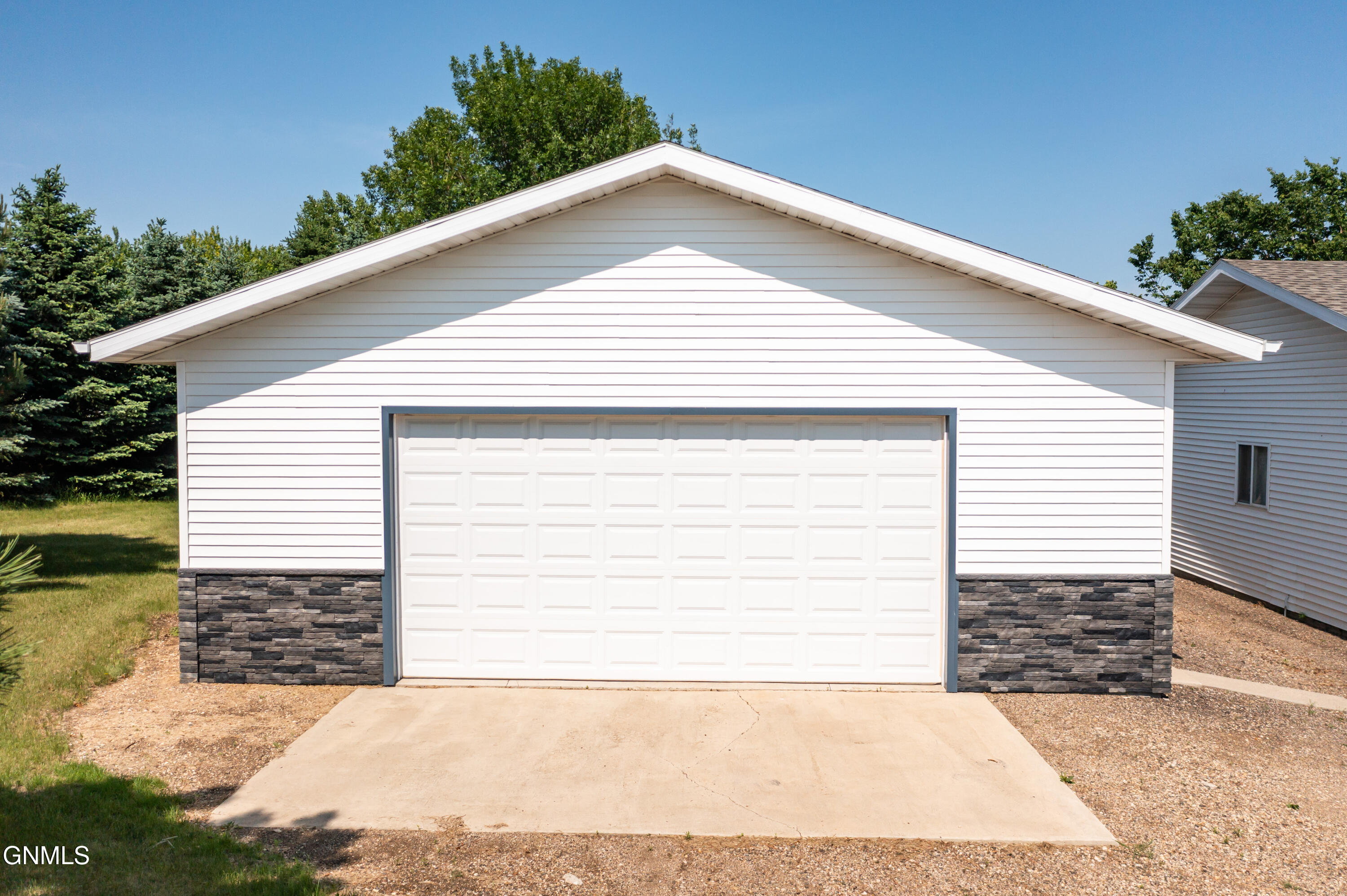 10900 Rose Drive