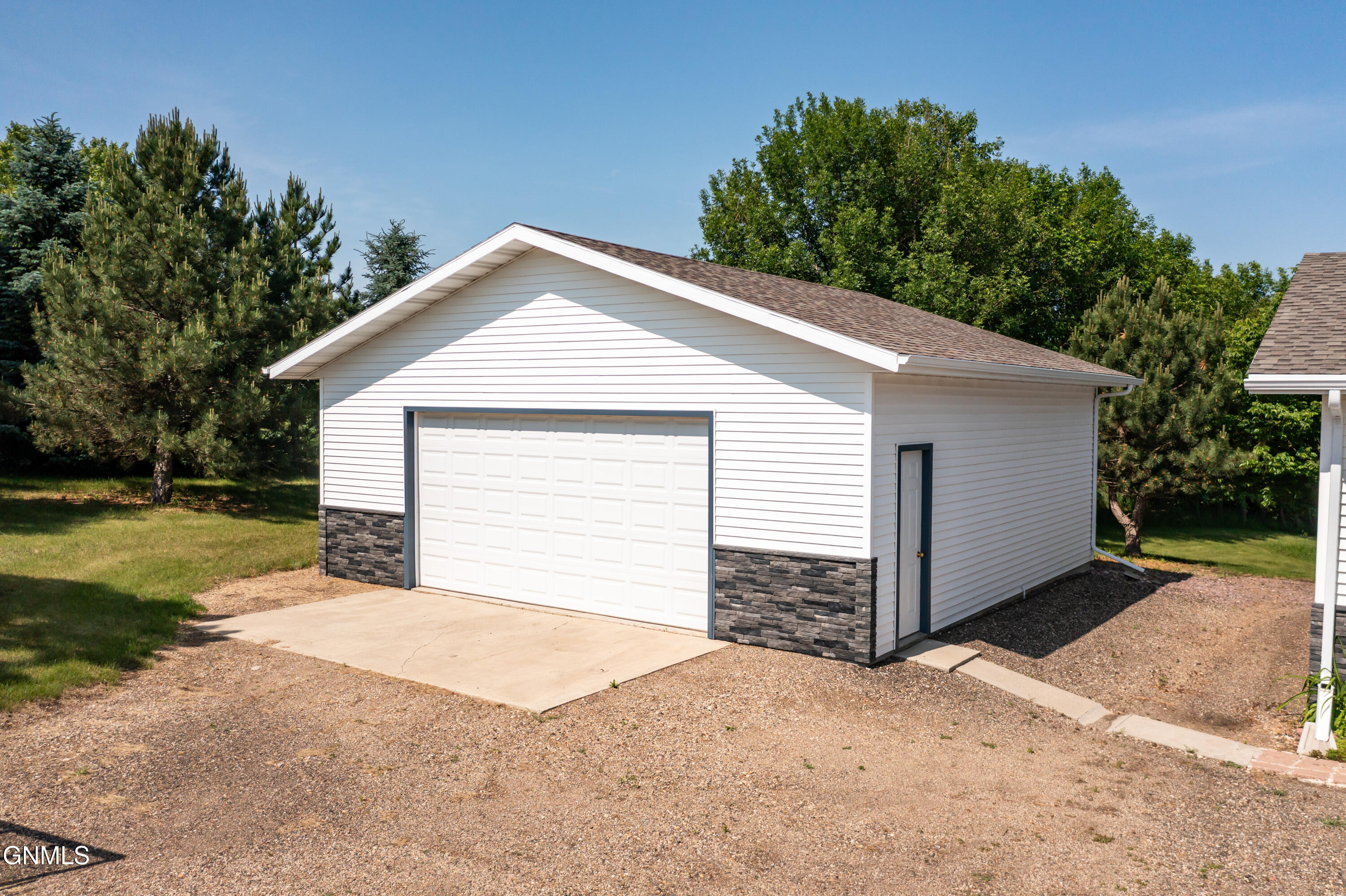 10900 Rose Drive