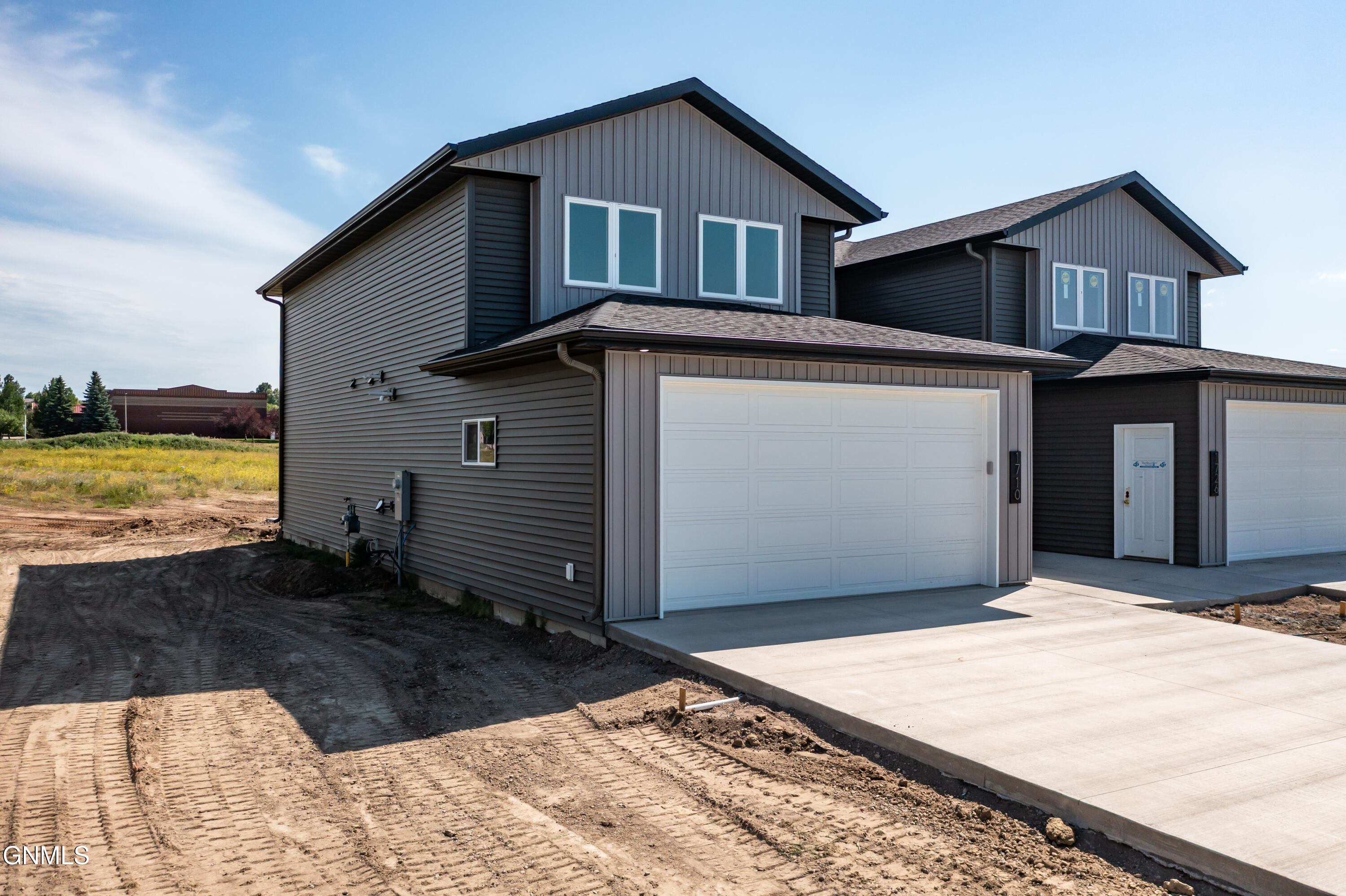 1710 Heart Rdg Lp SE