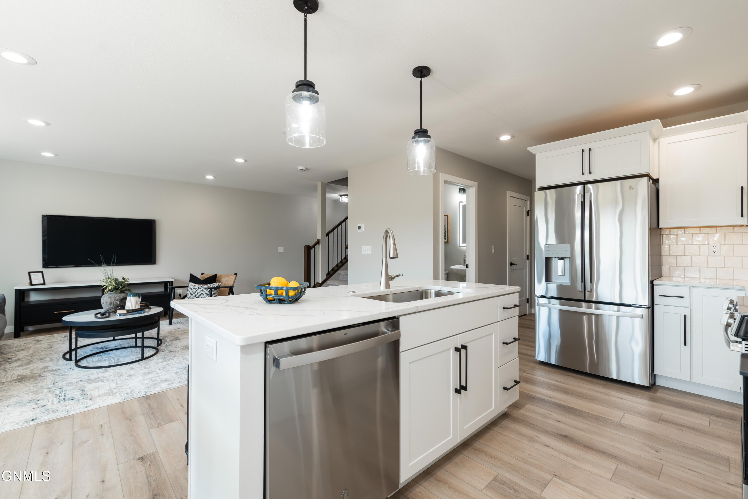 1710 Heart Rdg Lp SE