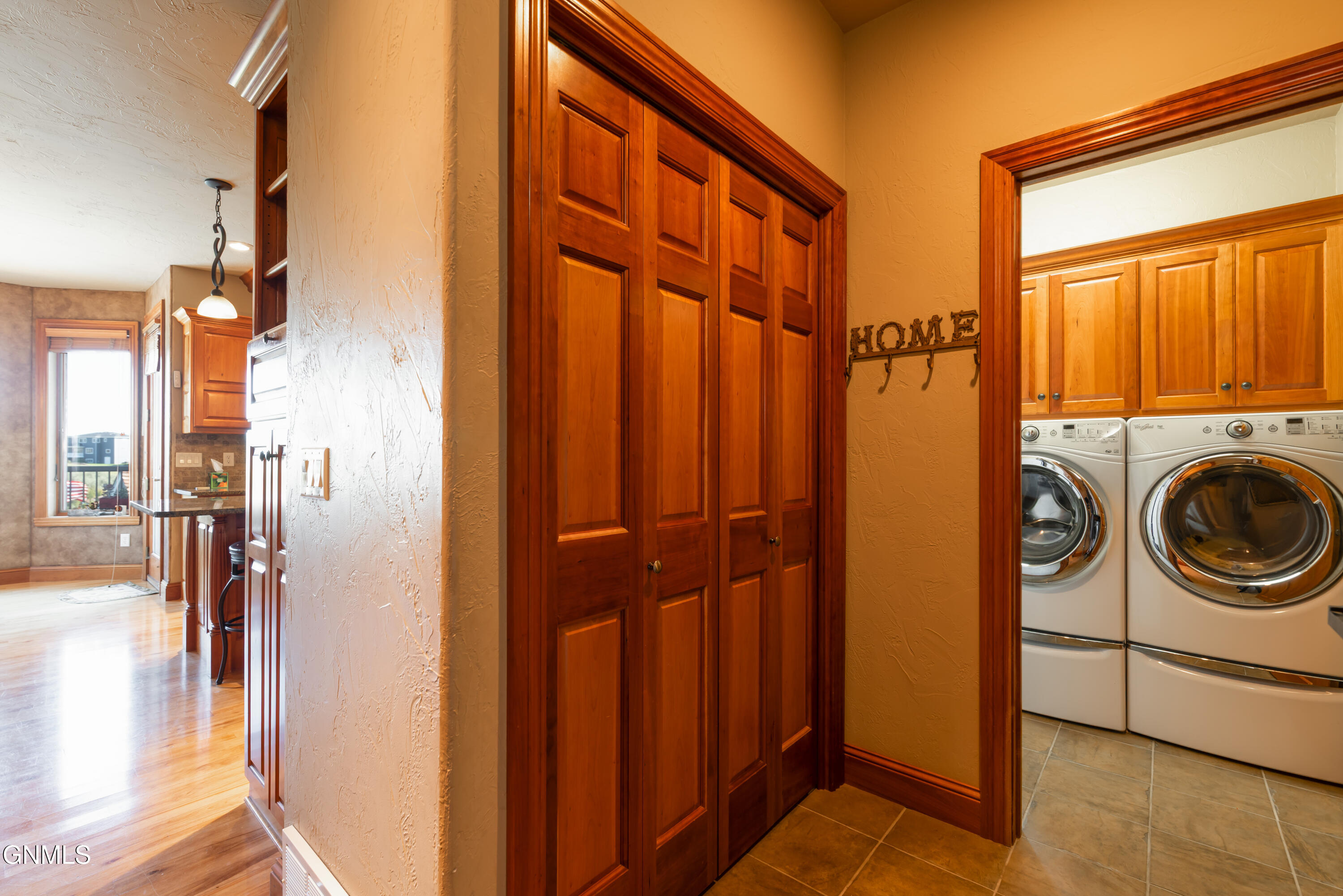 1291 Eagle Crest Loop