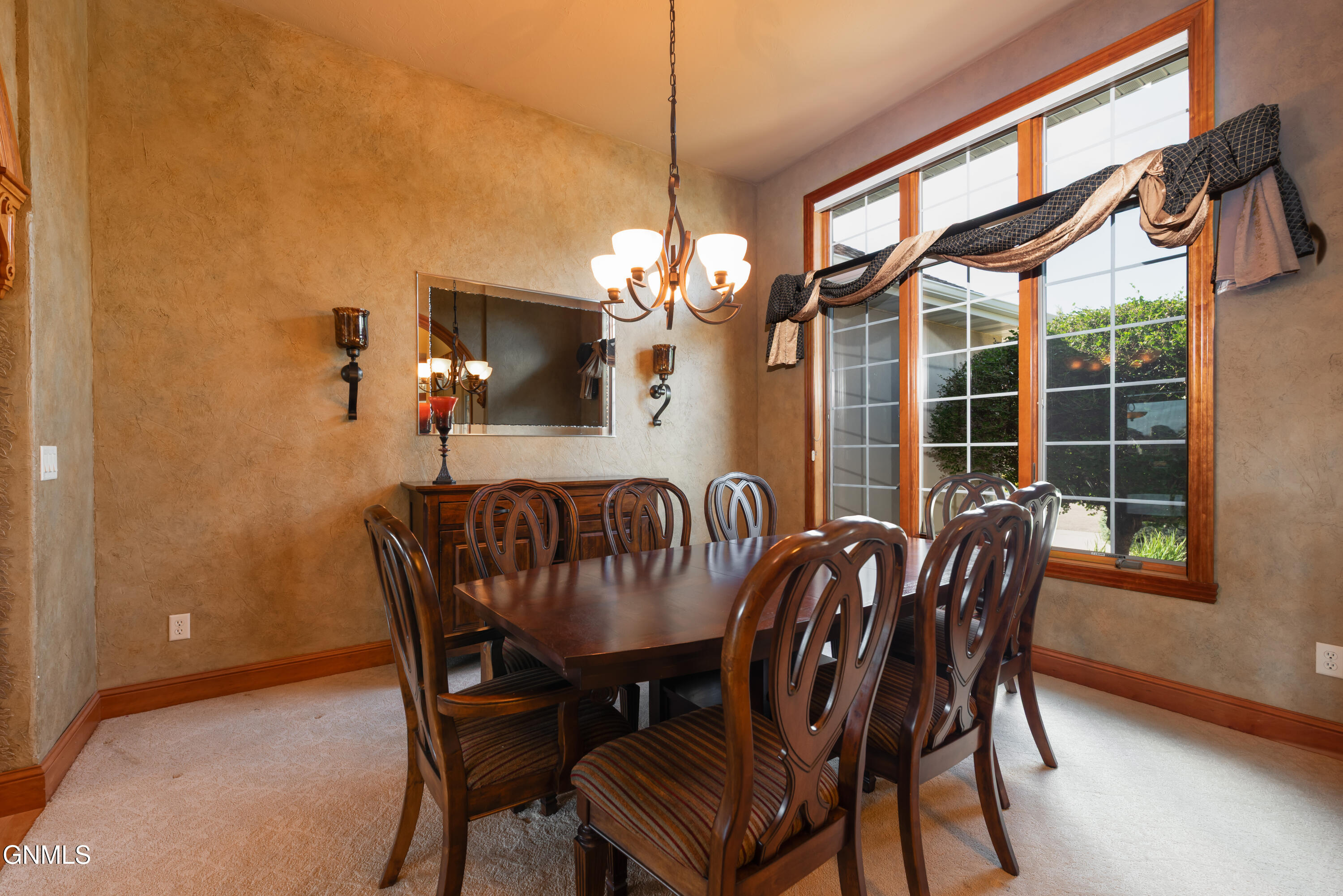 1291 Eagle Crest Loop