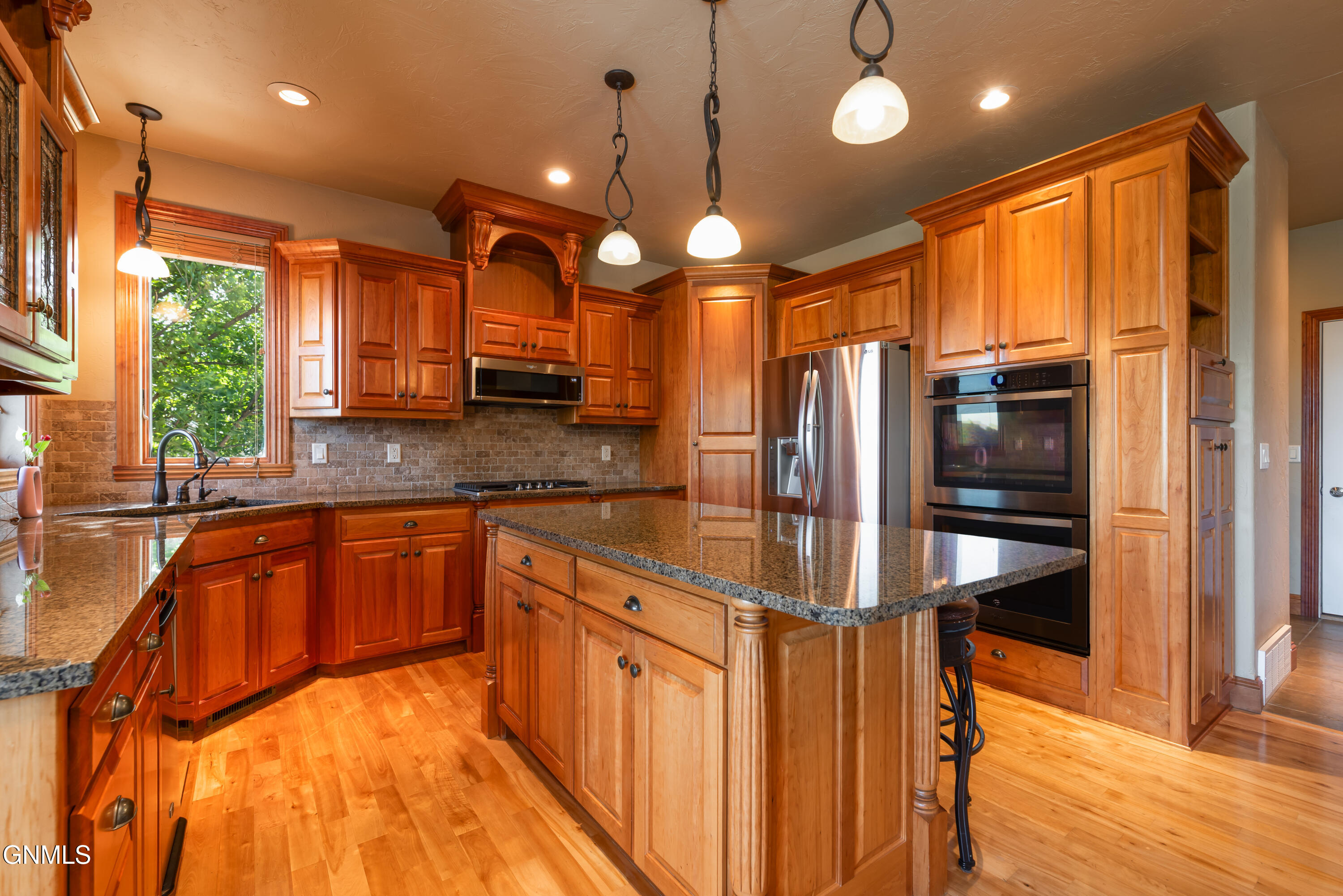 1291 Eagle Crest Loop