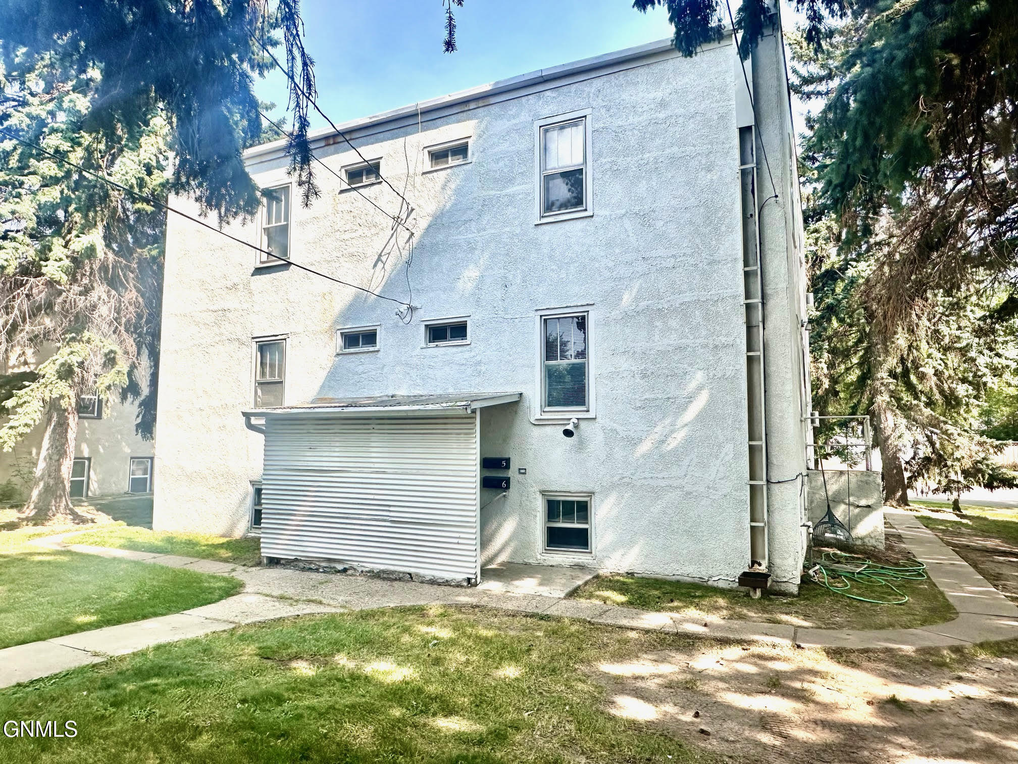 1008 7th Street