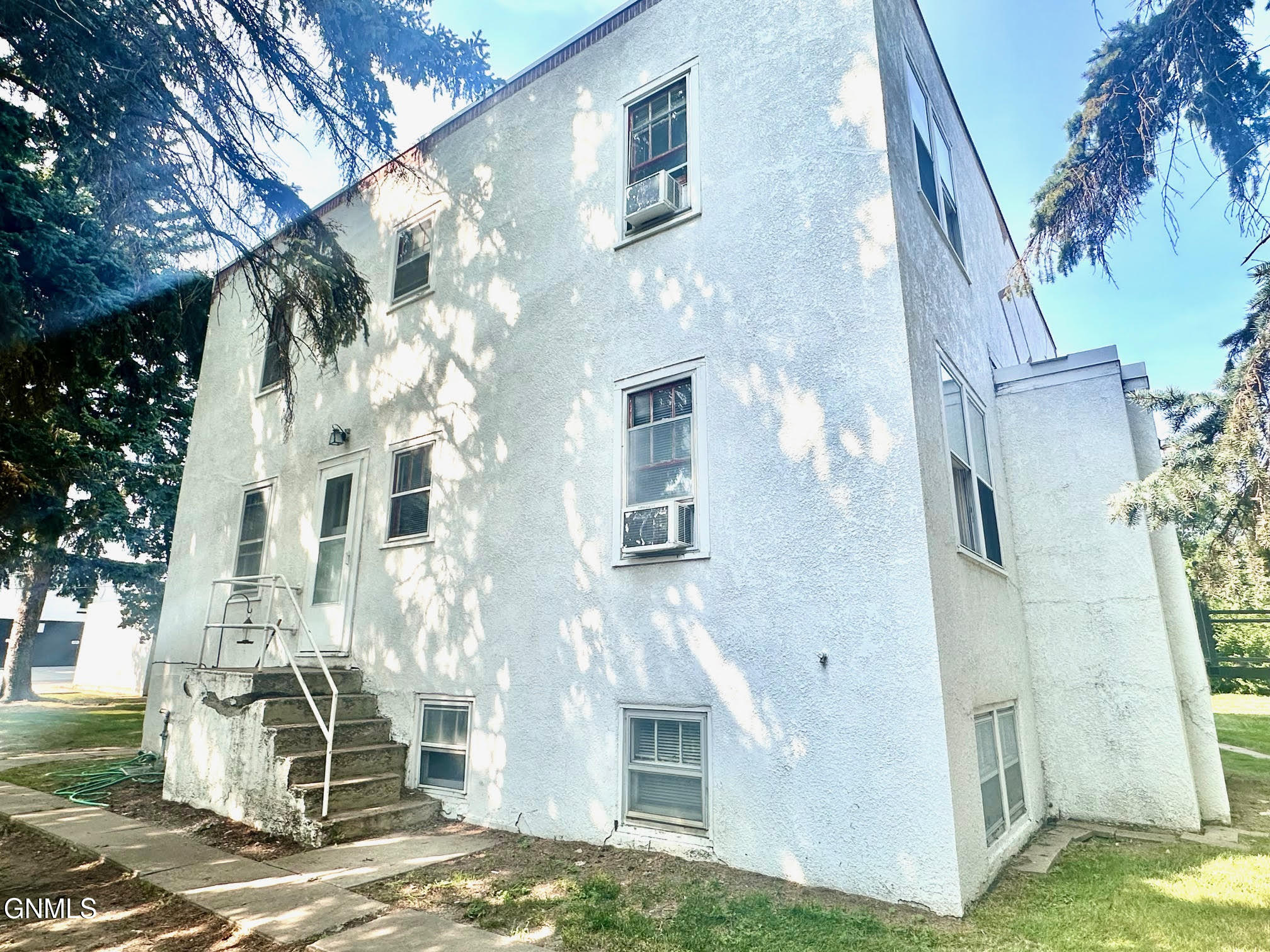 1008 7th Street
