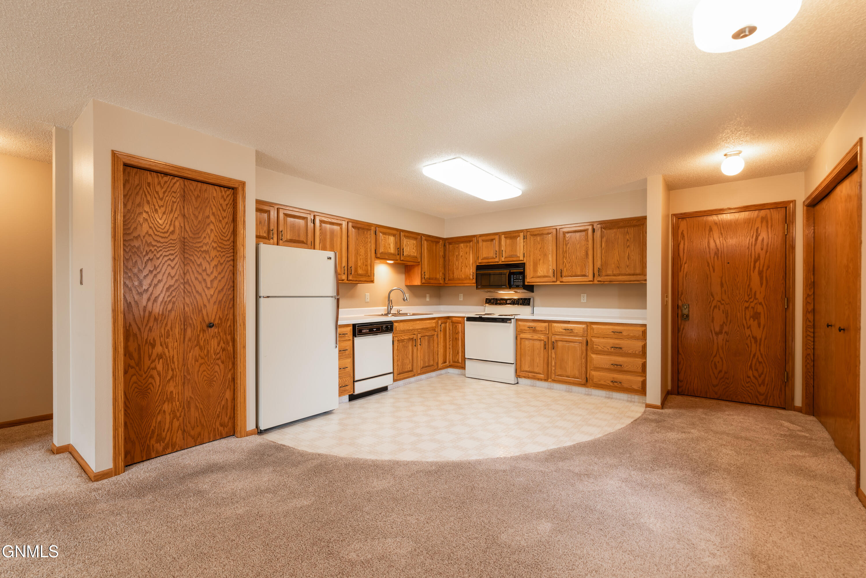 1120 N 12th Street, 20