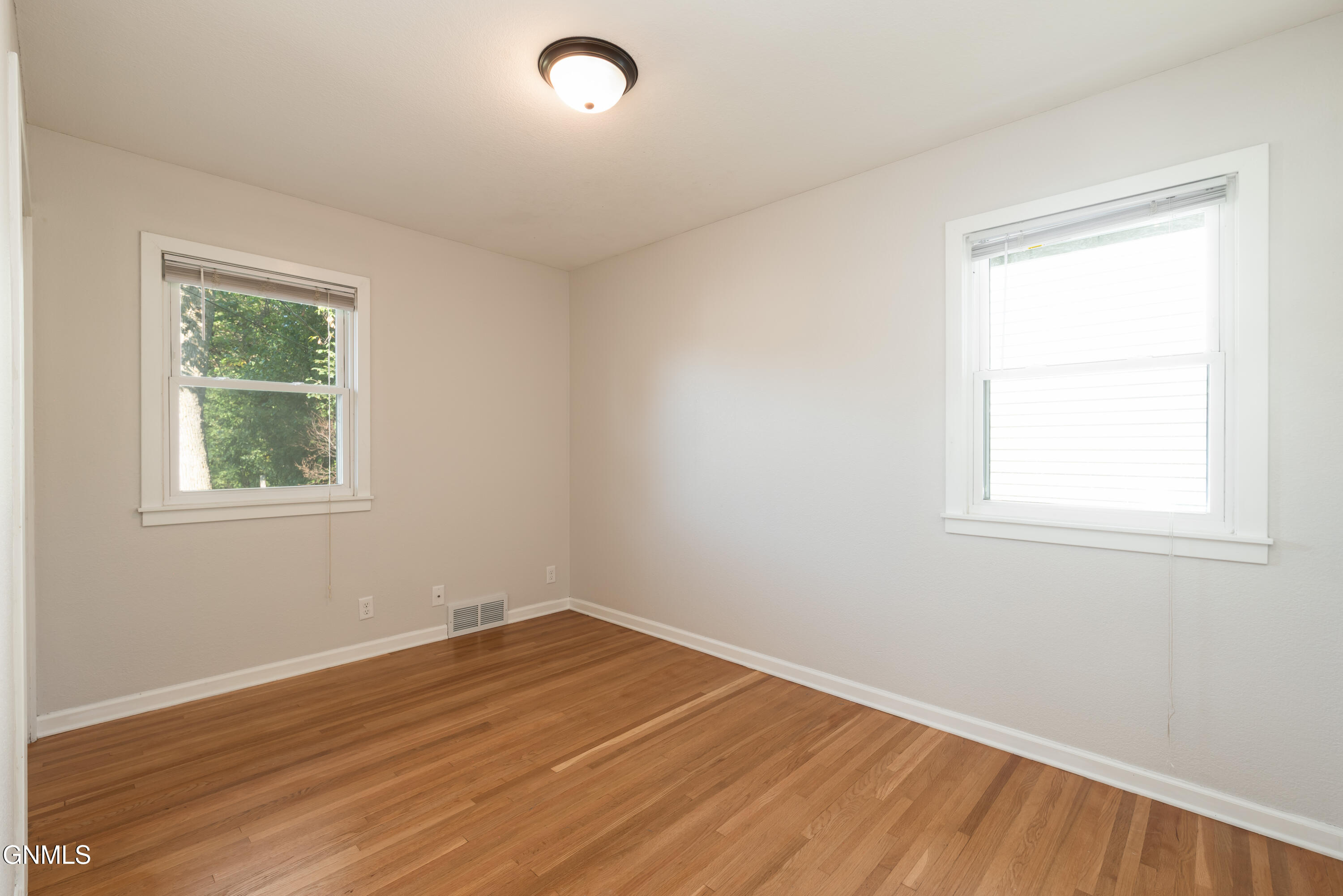 1202 4th Street N