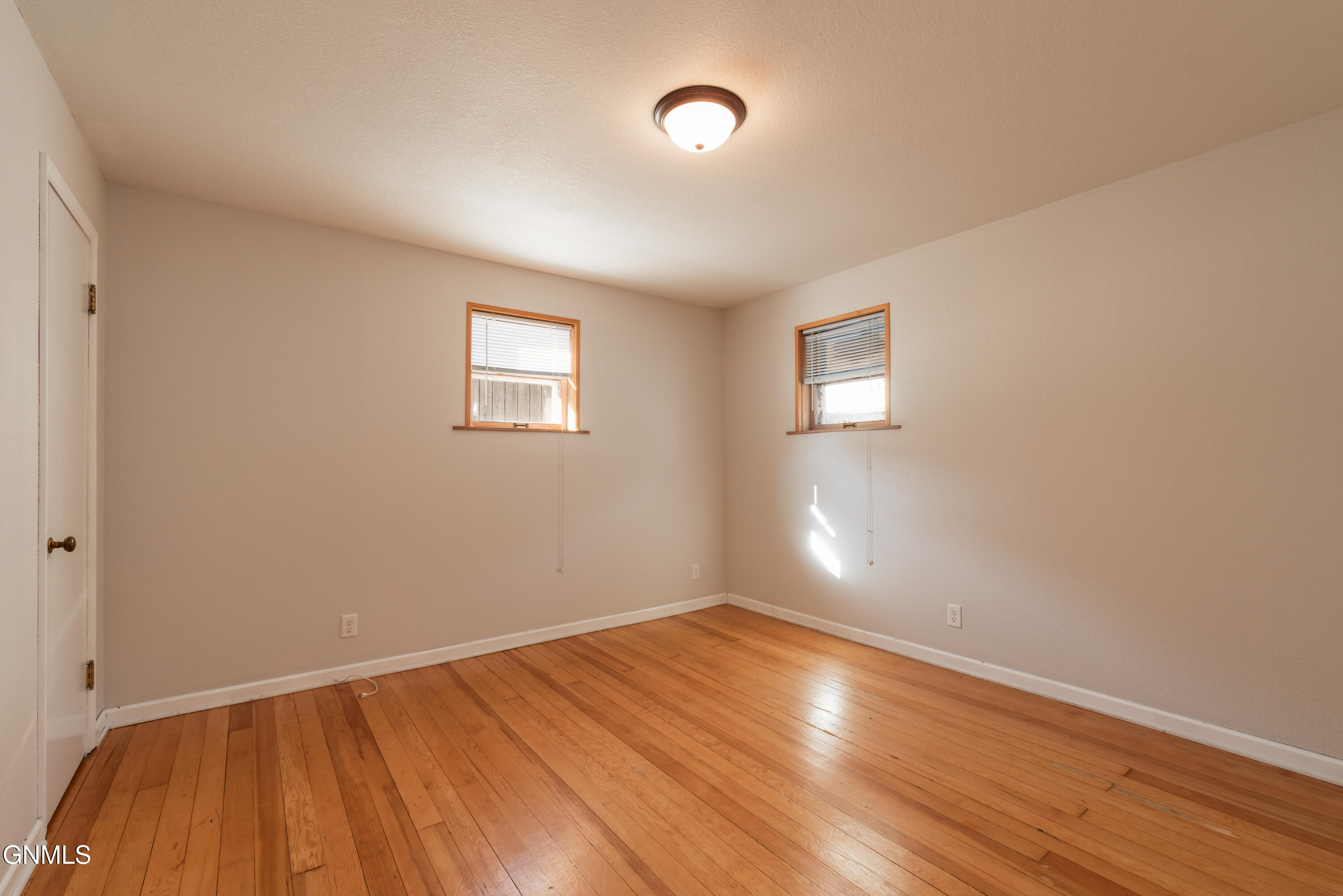 1202 4th Street N
