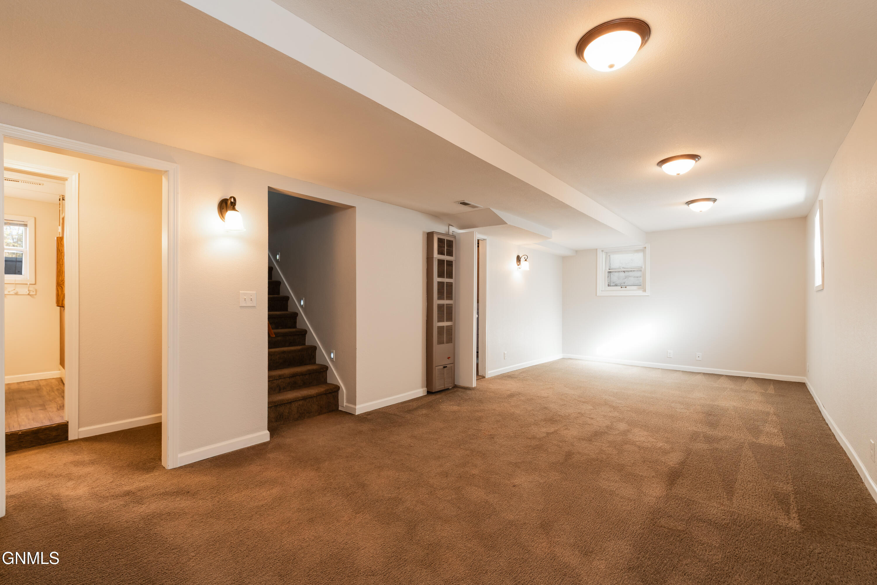 1202 4th Street N