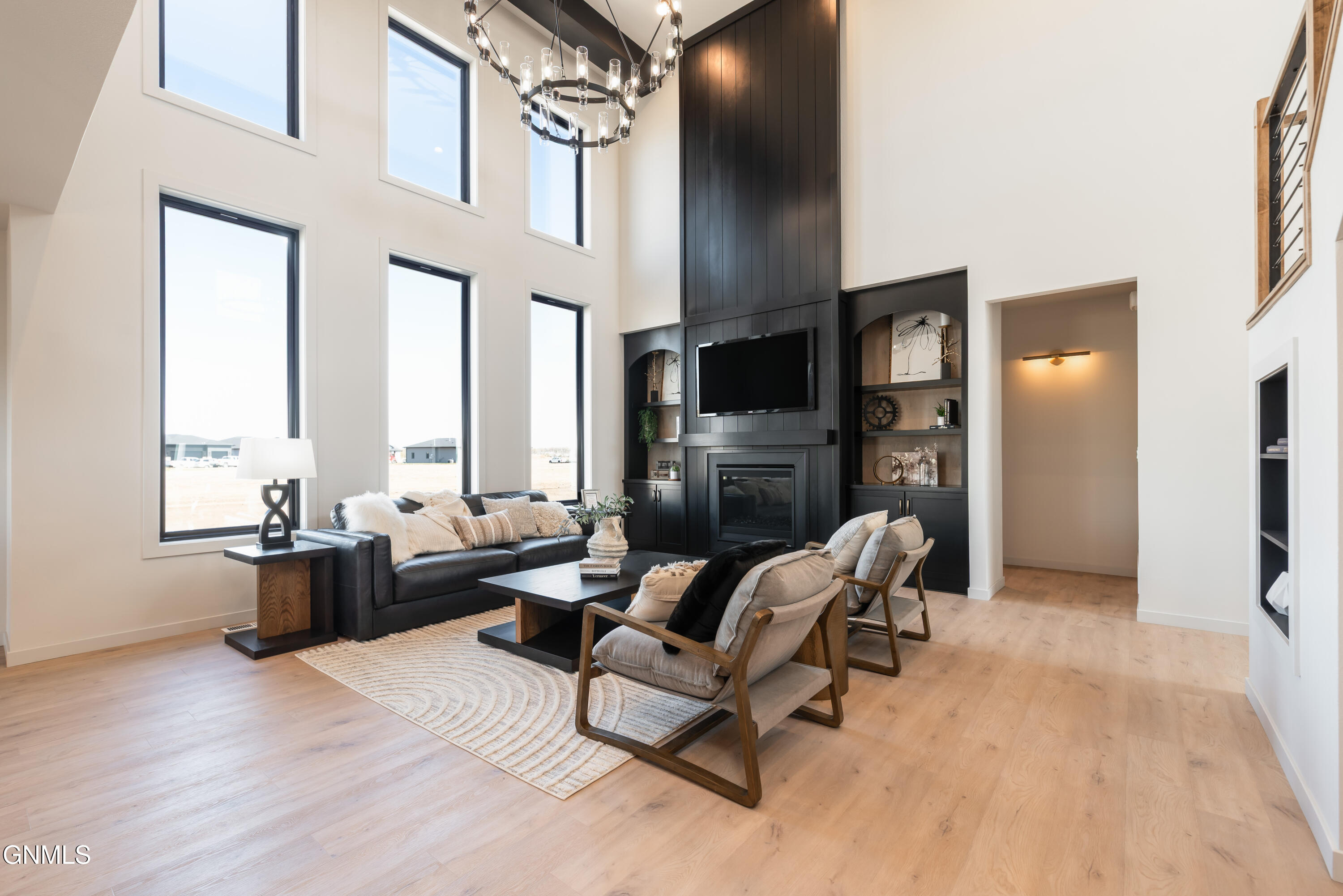 2415 Dutton Circle SE, Mandan