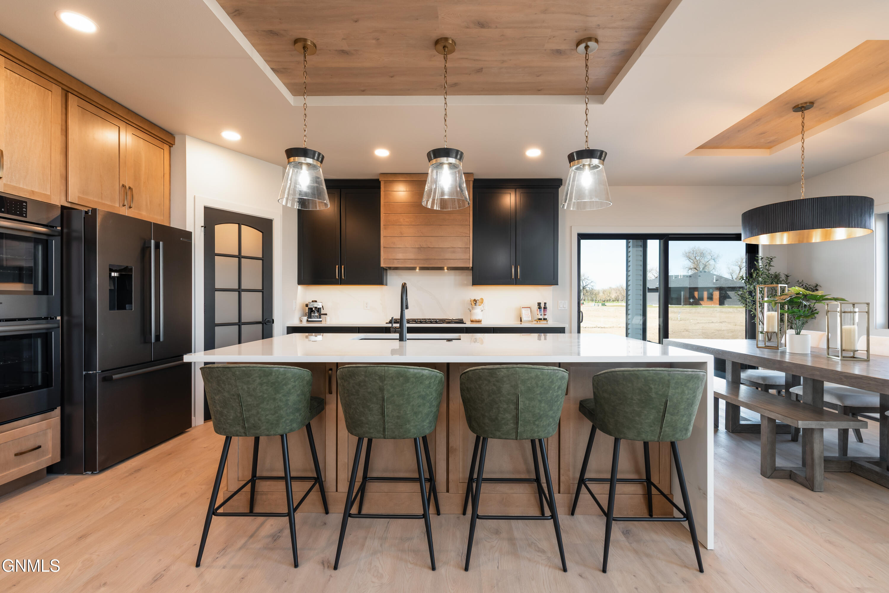 2415 Dutton Circle SE, Mandan