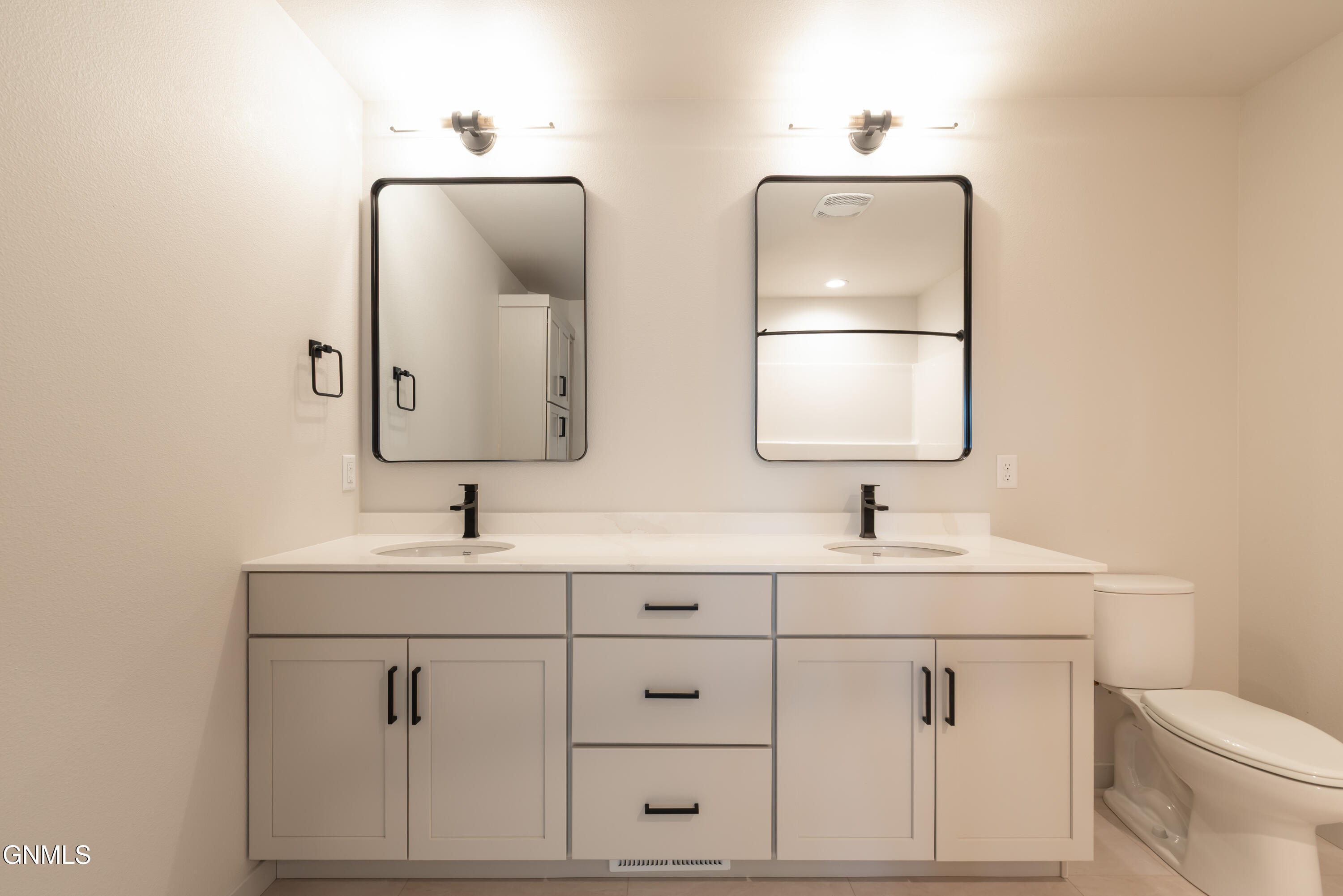 2415 Dutton Circle SE, Mandan