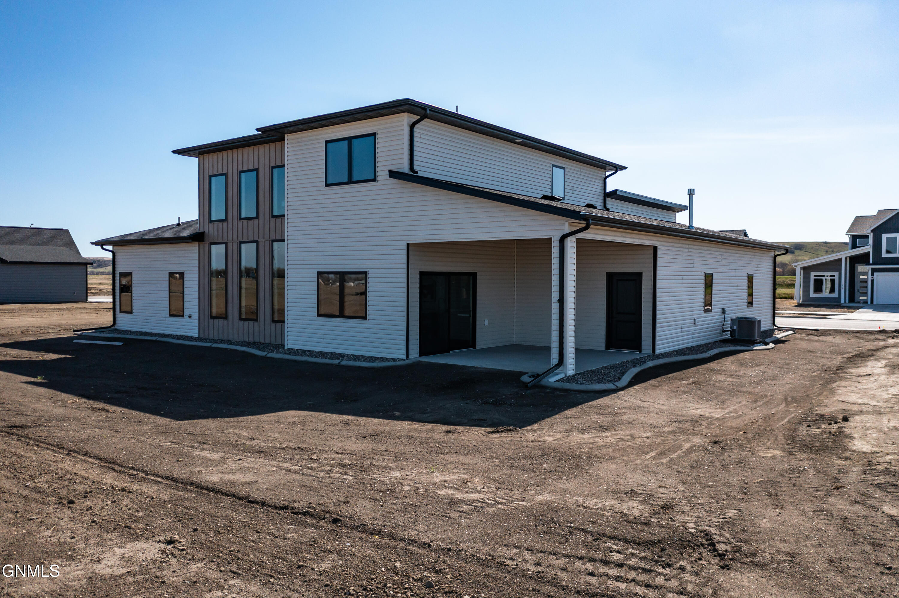 2415 Dutton Circle SE, Mandan