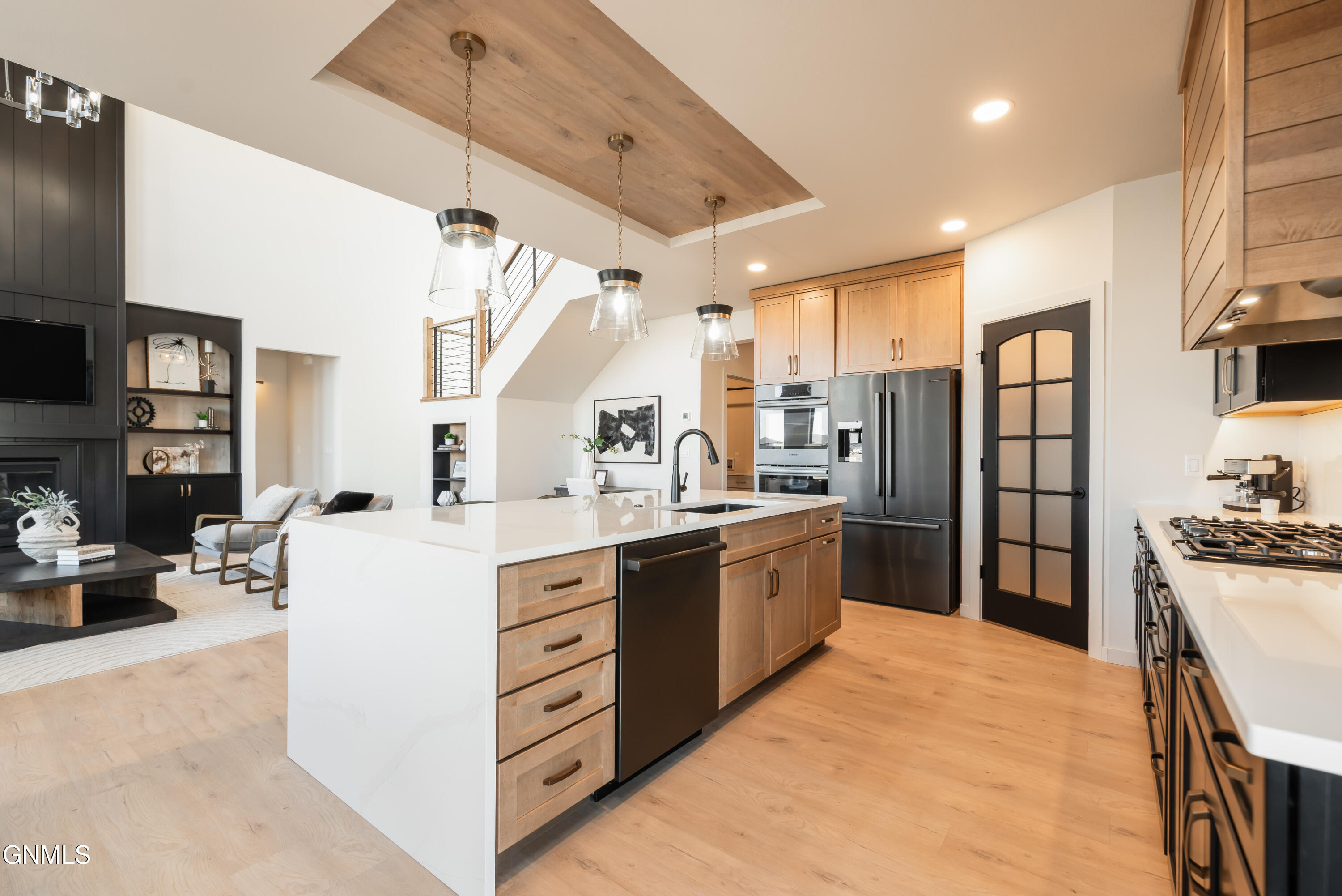 2415 Dutton Circle SE, Mandan